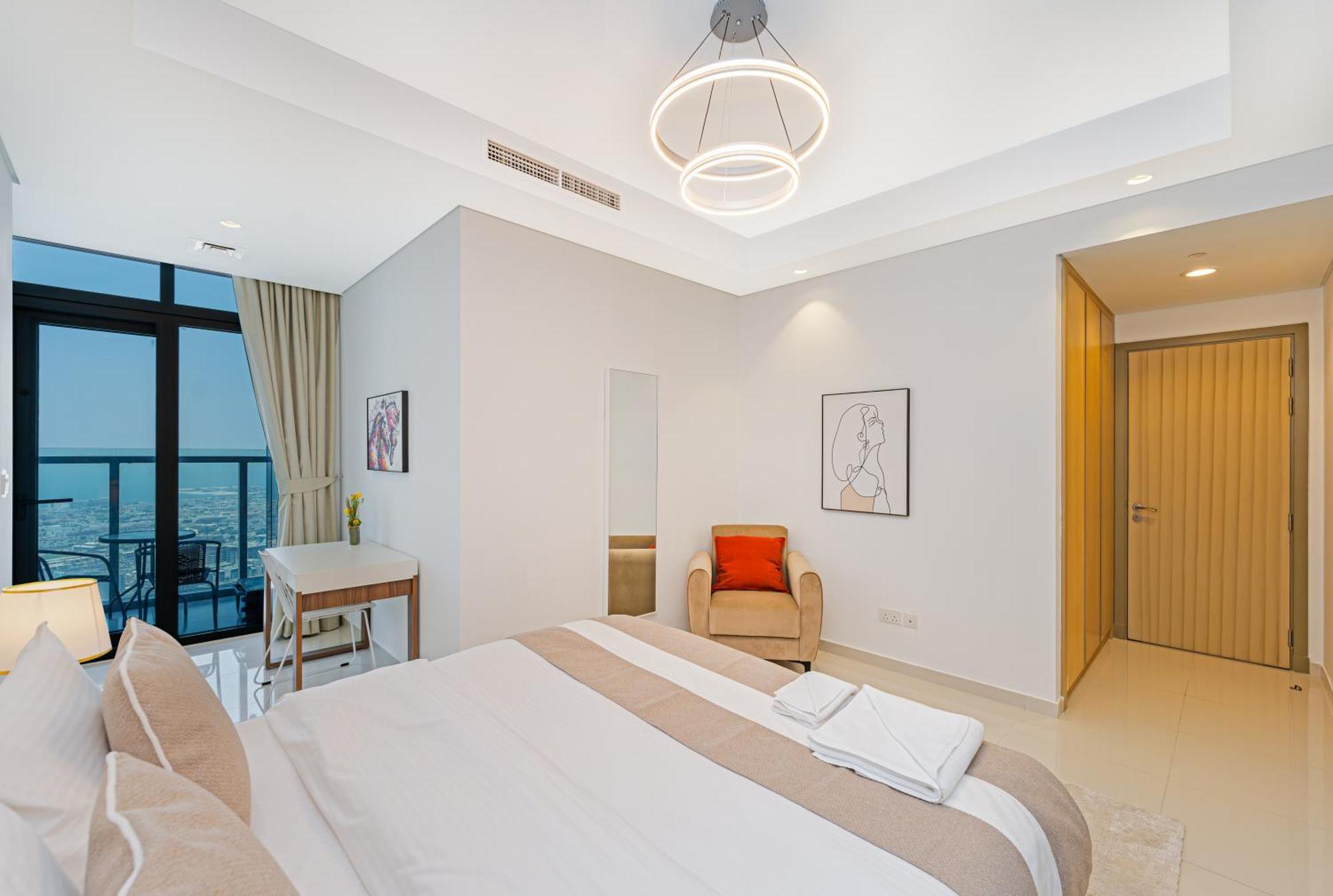 3 King Beds - 7mins To Mall - High Floor Sun Set And Sea View Dubai