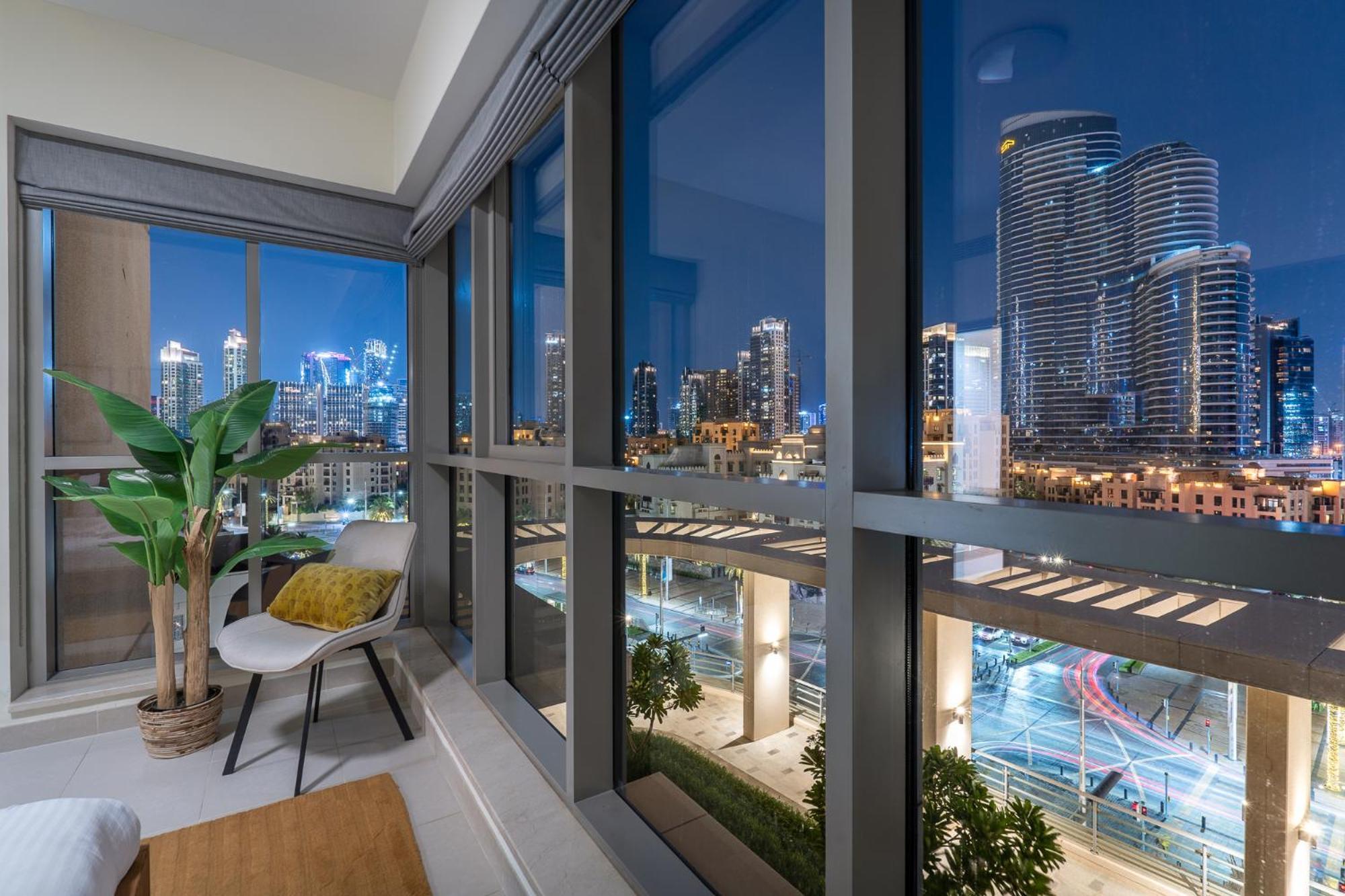 Boulevard 2 Br- Burj Khalifa-dubai Mall- Pool-gym *