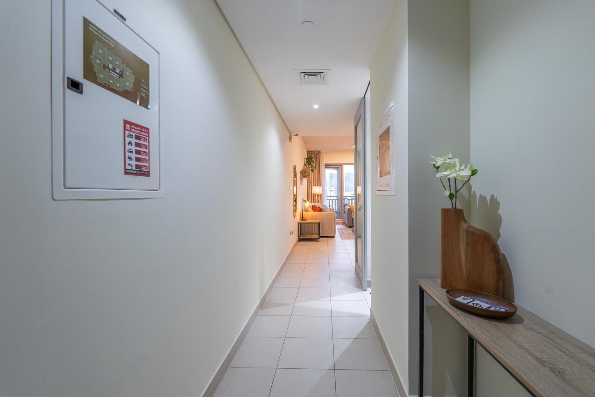 Boulevard 2 Br- Burj Khalifa-dubai Mall- Pool-gym
