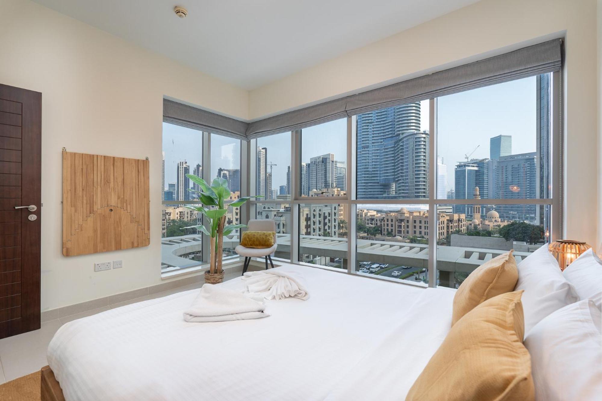 Daire Boulevard 2 Br- Burj Khalifa-dubai Mall- Pool-gym *