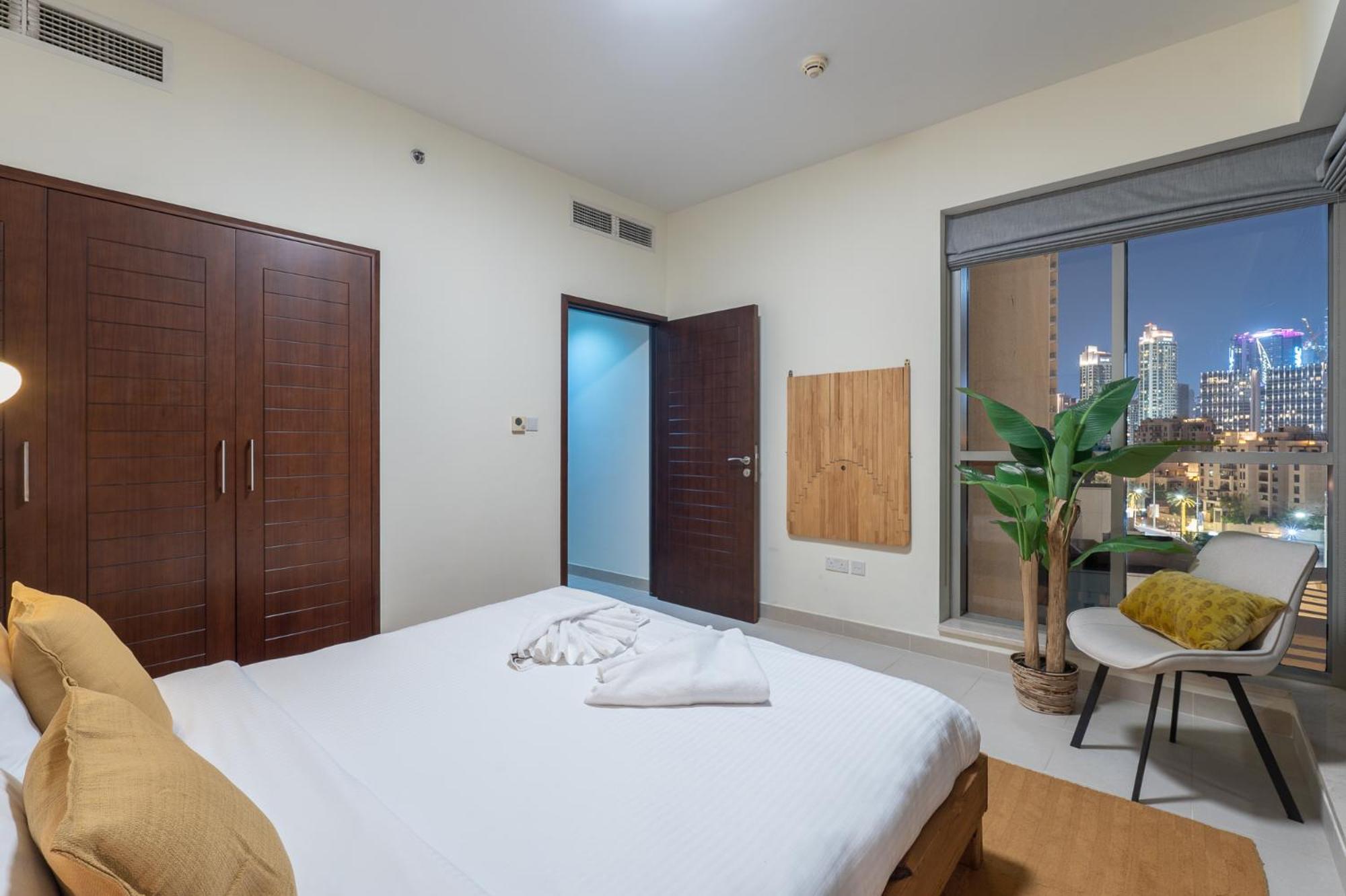 Boulevard 2 Br- Burj Khalifa-dubai Mall- Pool-gym * Dubai