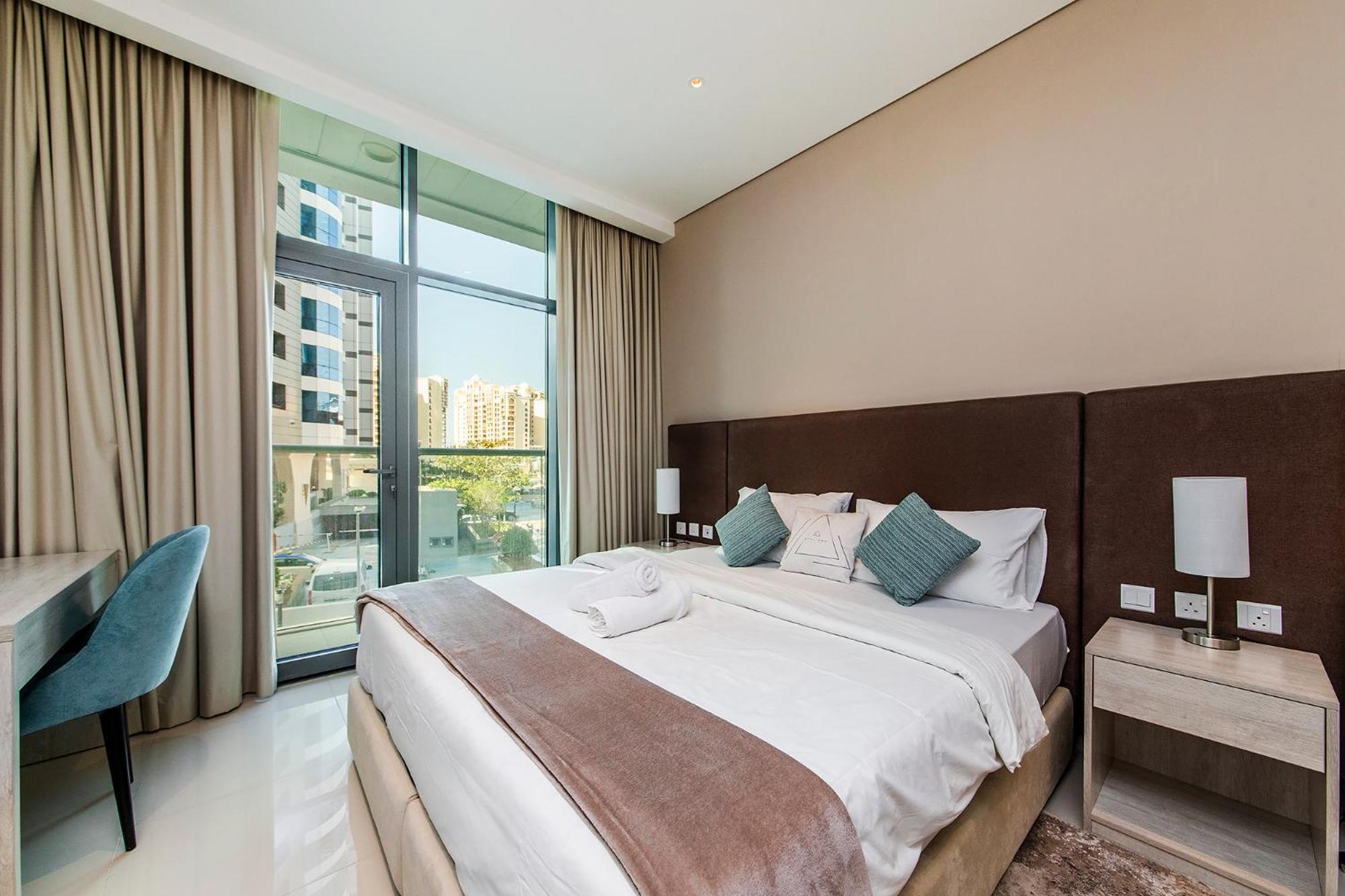 Popular Seven Palm Apartamento Dubai