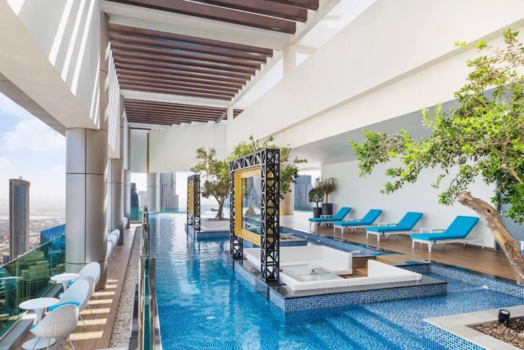 3 King Beds - 7mins To Mall - High Floor Sun Set And Sea View Apartment *