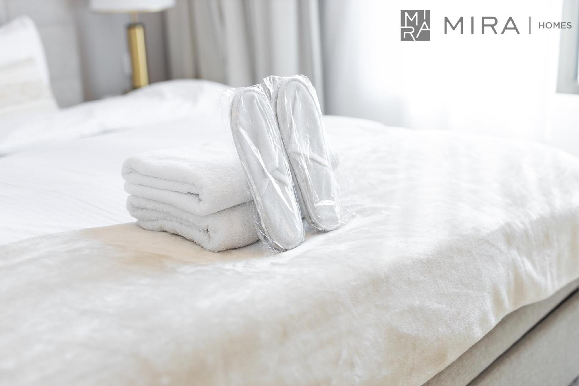 Mira Homes - Luxury 2 Bedroom In Le Pont *