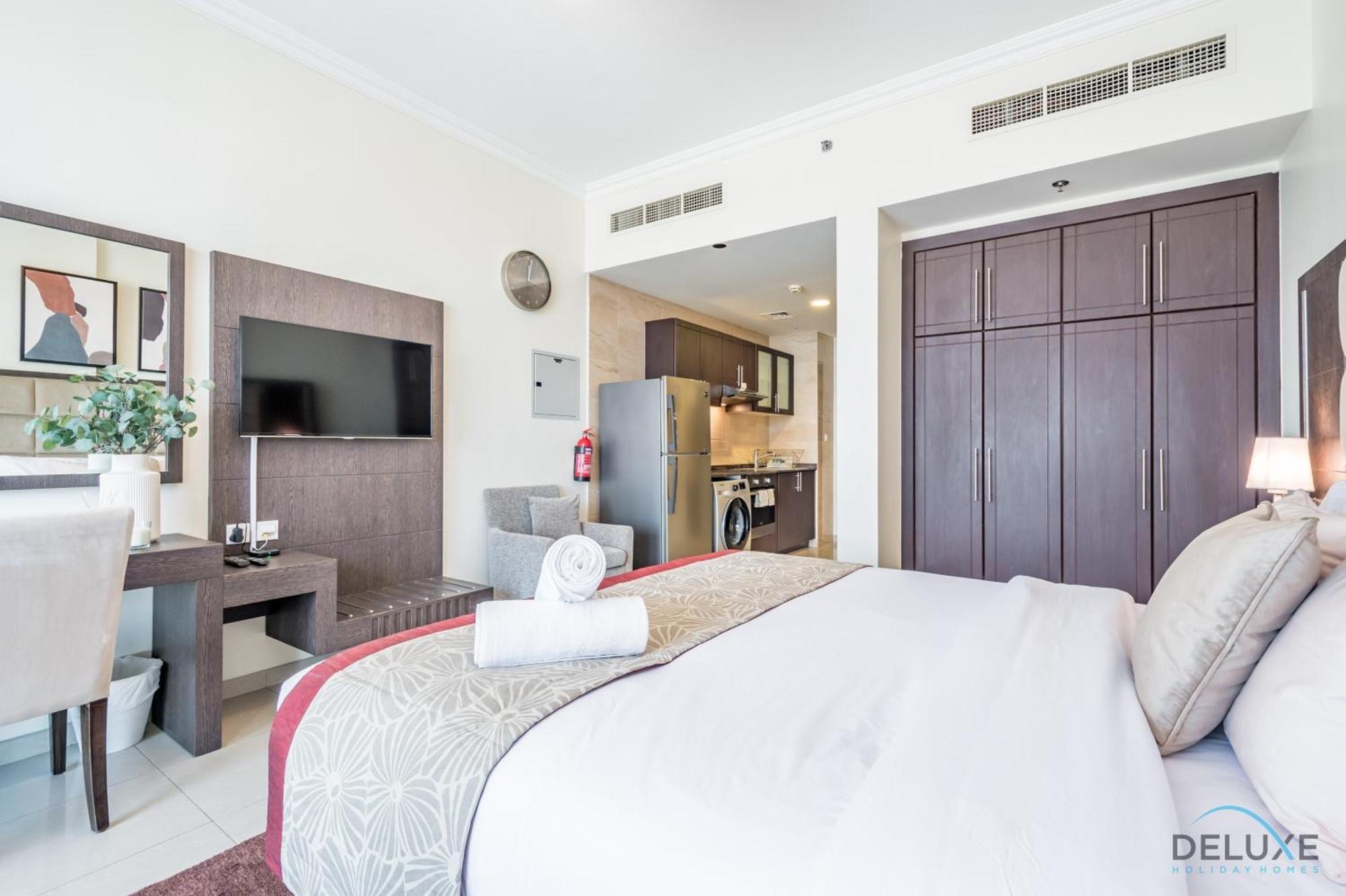 Delightful At Al Madar Siraj Tower 1 Al Barsha South By Deluxe Homes Apartment