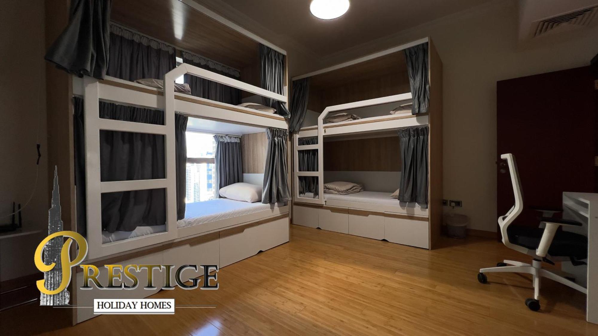 Prestige Hostel *