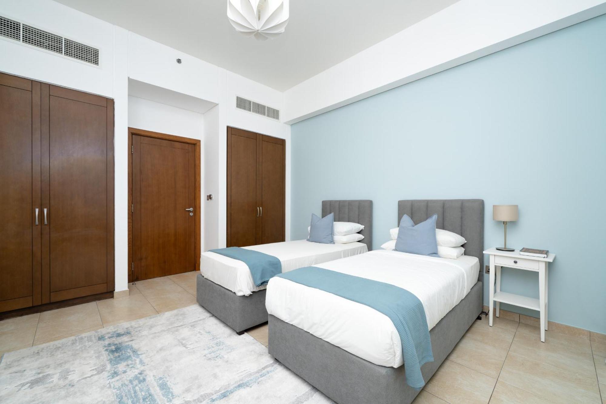 Apartment Alh Vacay - Newly Furnished 3 Bedroom In Marina Residences Dubai