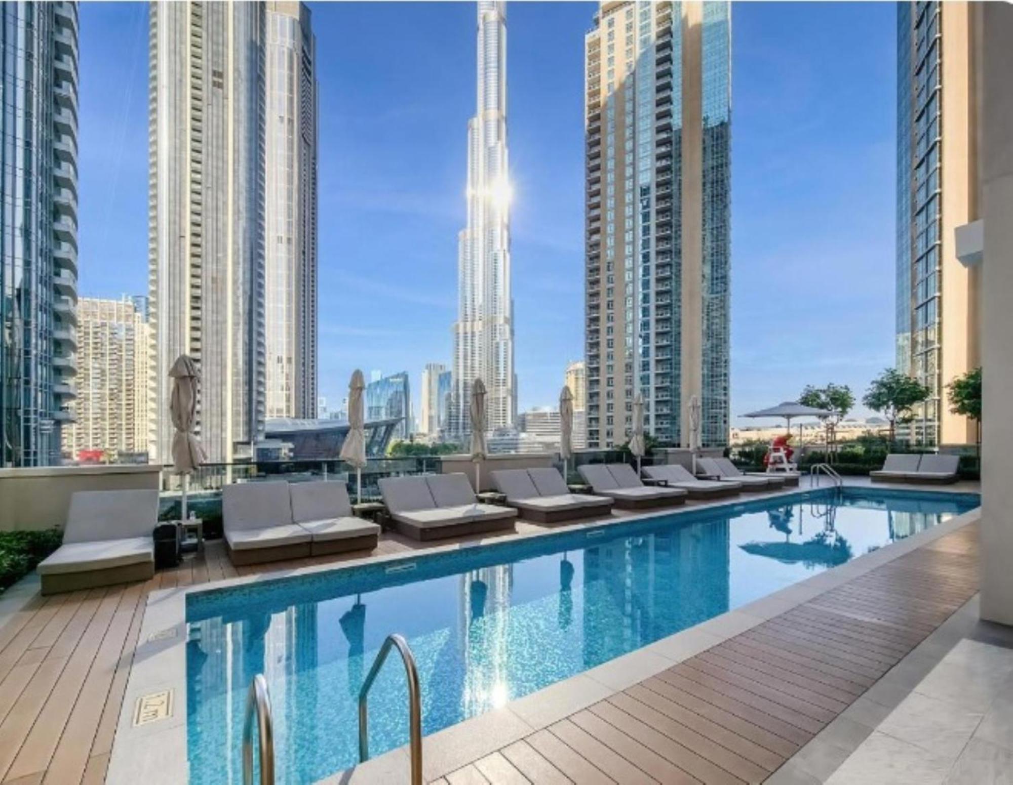 Vibrant 3bdr Plus 1 Guest In Downtown With Burj Khalifa View Daire Dubai