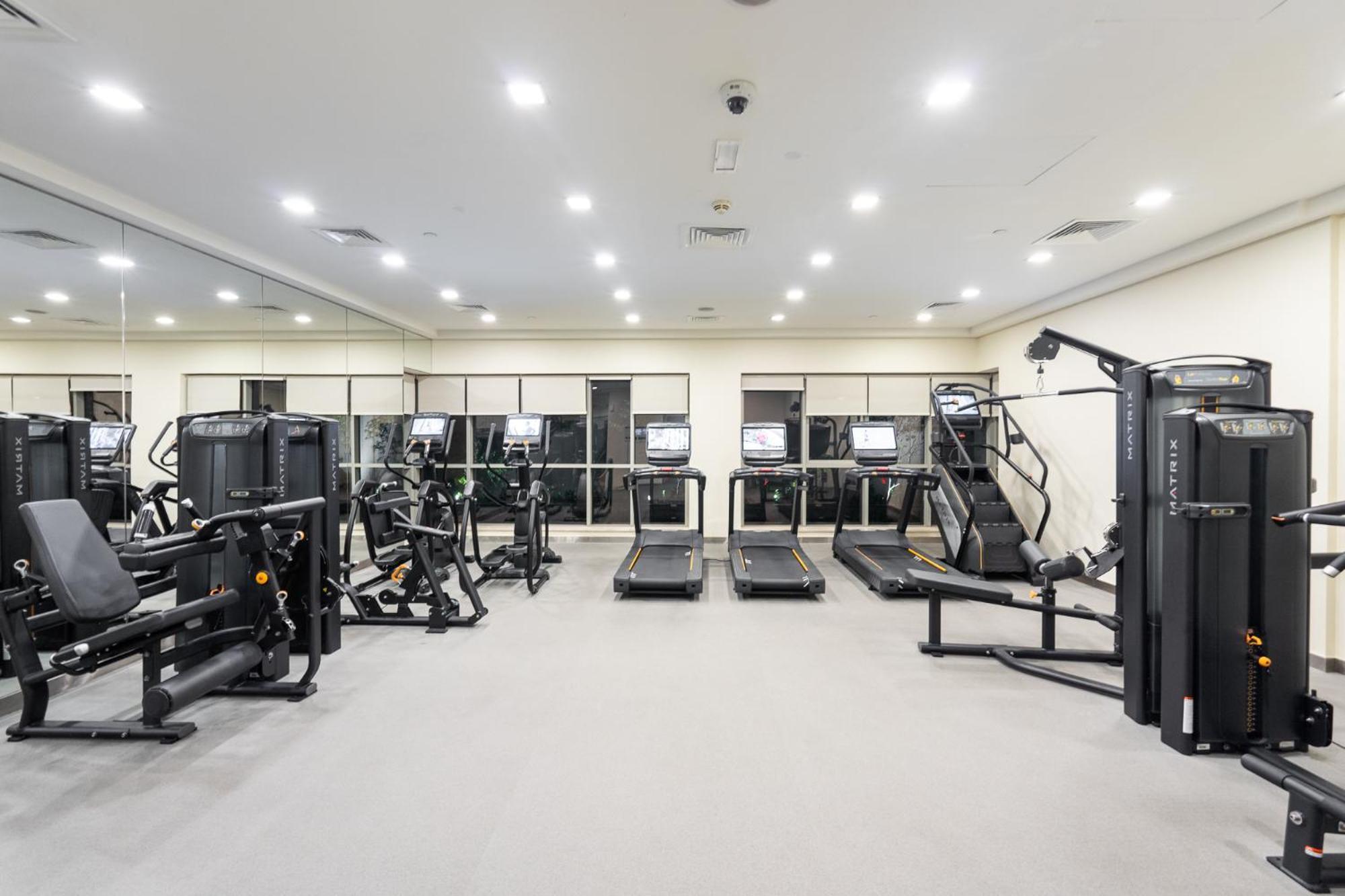Daire Boulevard 2 Br- Burj Khalifa-dubai Mall- Pool-gym Dubai