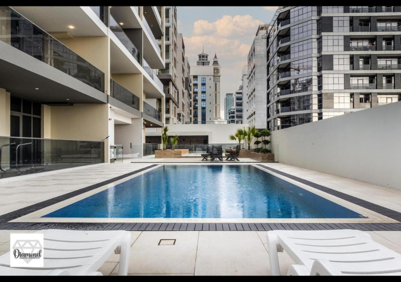 04 2bhk In Diamond Building Jumeirah Garden Dubai