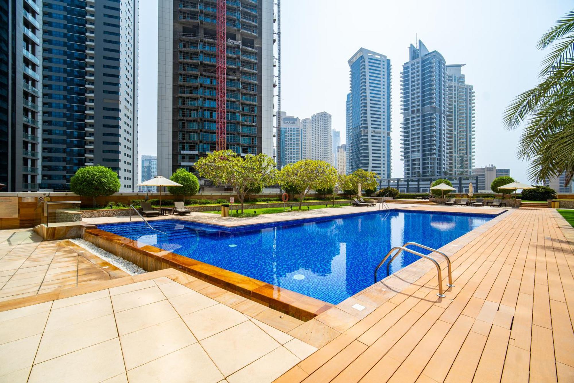 Marina Tower - Stunning 1bhk With Marina View By Elegant Escape's Apartment