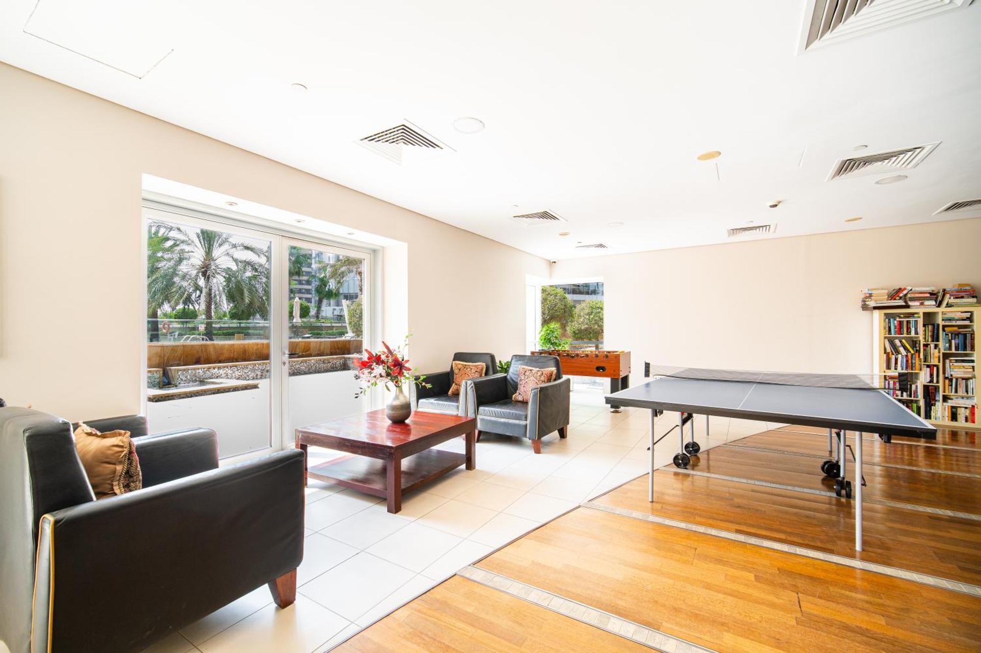 Apartment Marina Tower - Stunning 1bhk With Marina View By Elegant Escape's Dubai
