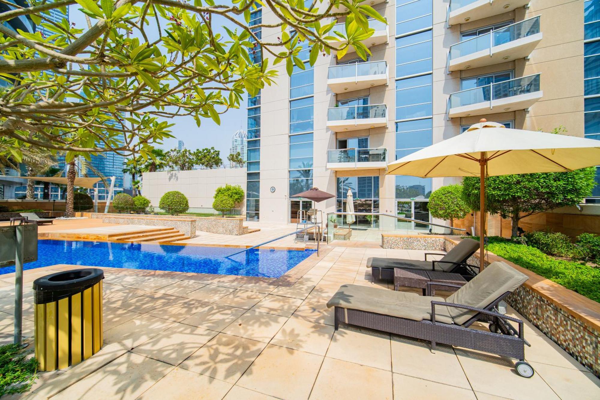Marina Tower - Stunning 1bhk With Marina View By Elegant Escape's Dubai