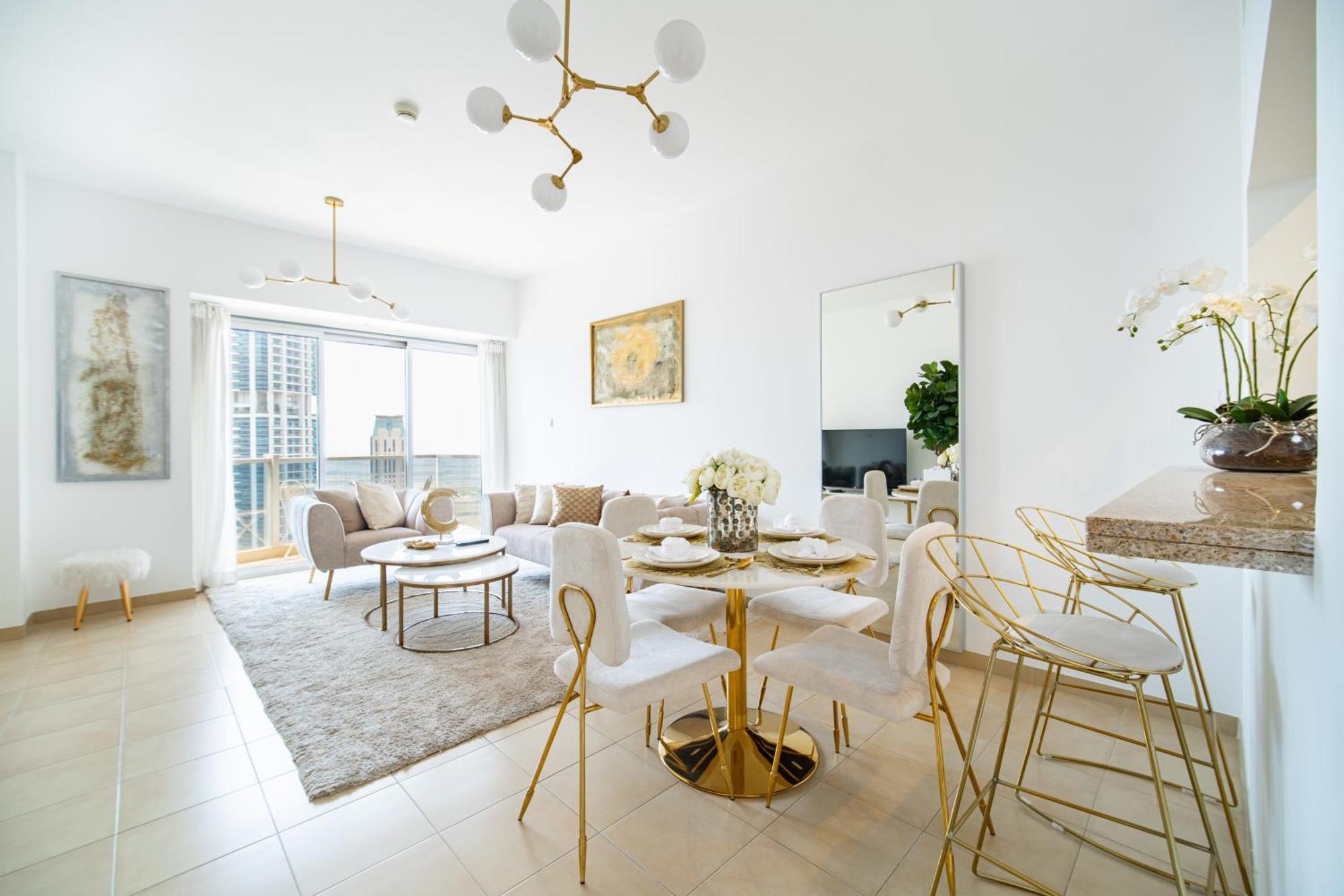 Marina Tower - Stunning 1bhk With Marina View By Elegant Escape's