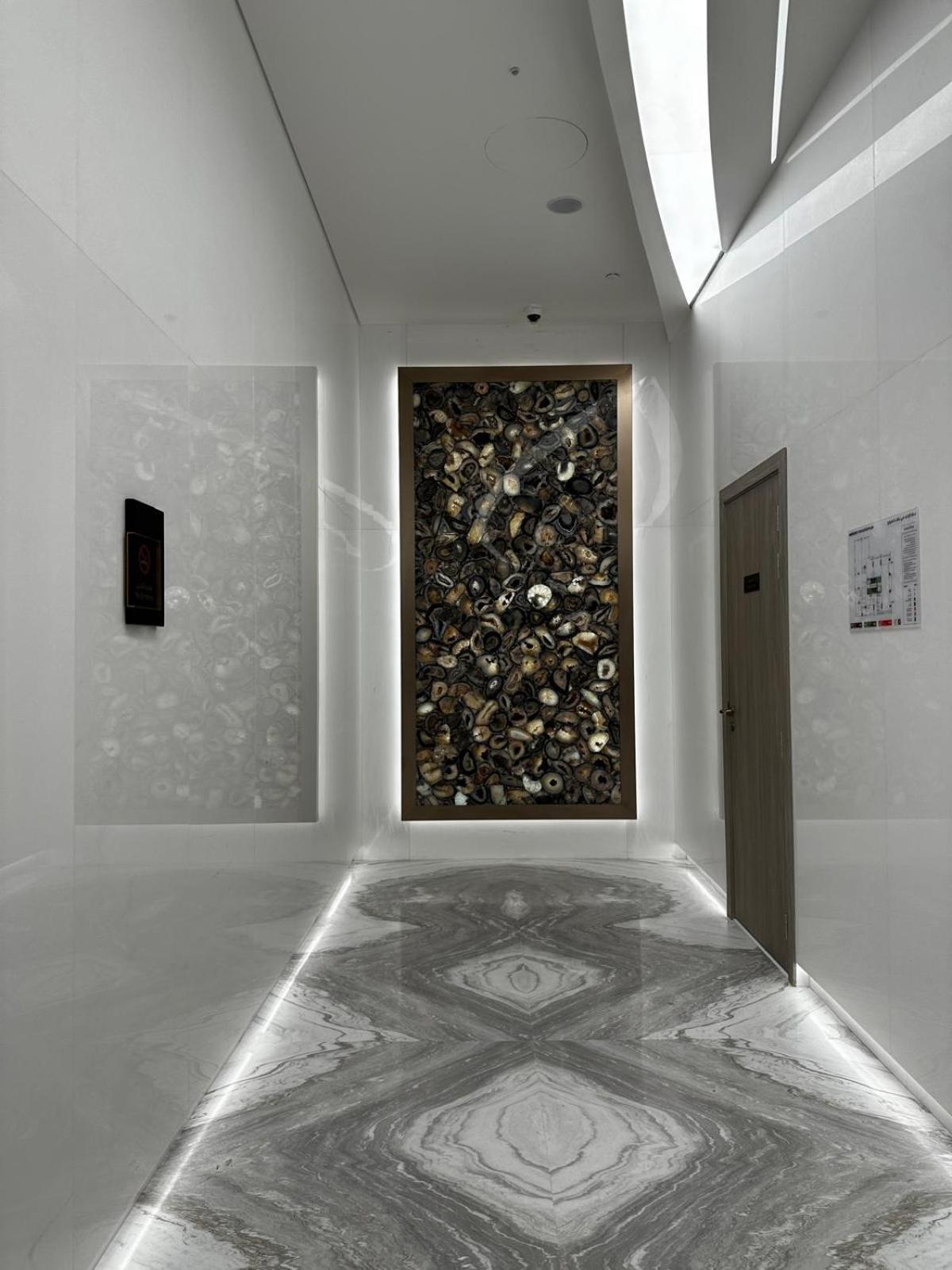 Brand New Luxurious 3br - Pool, Gym & Uptown Views Apartment