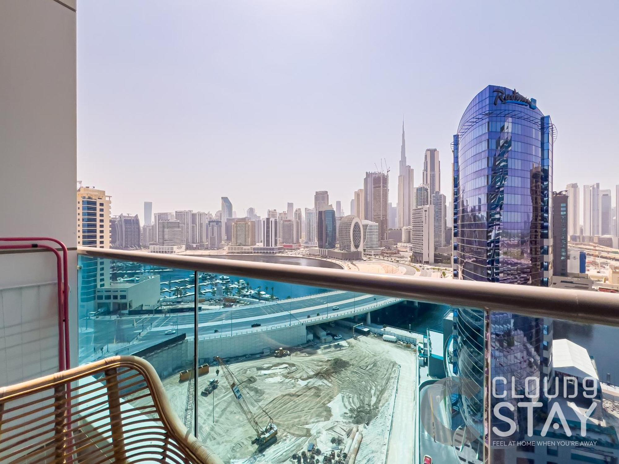Cloud 9 - The Bay Tower Apartment Dubai