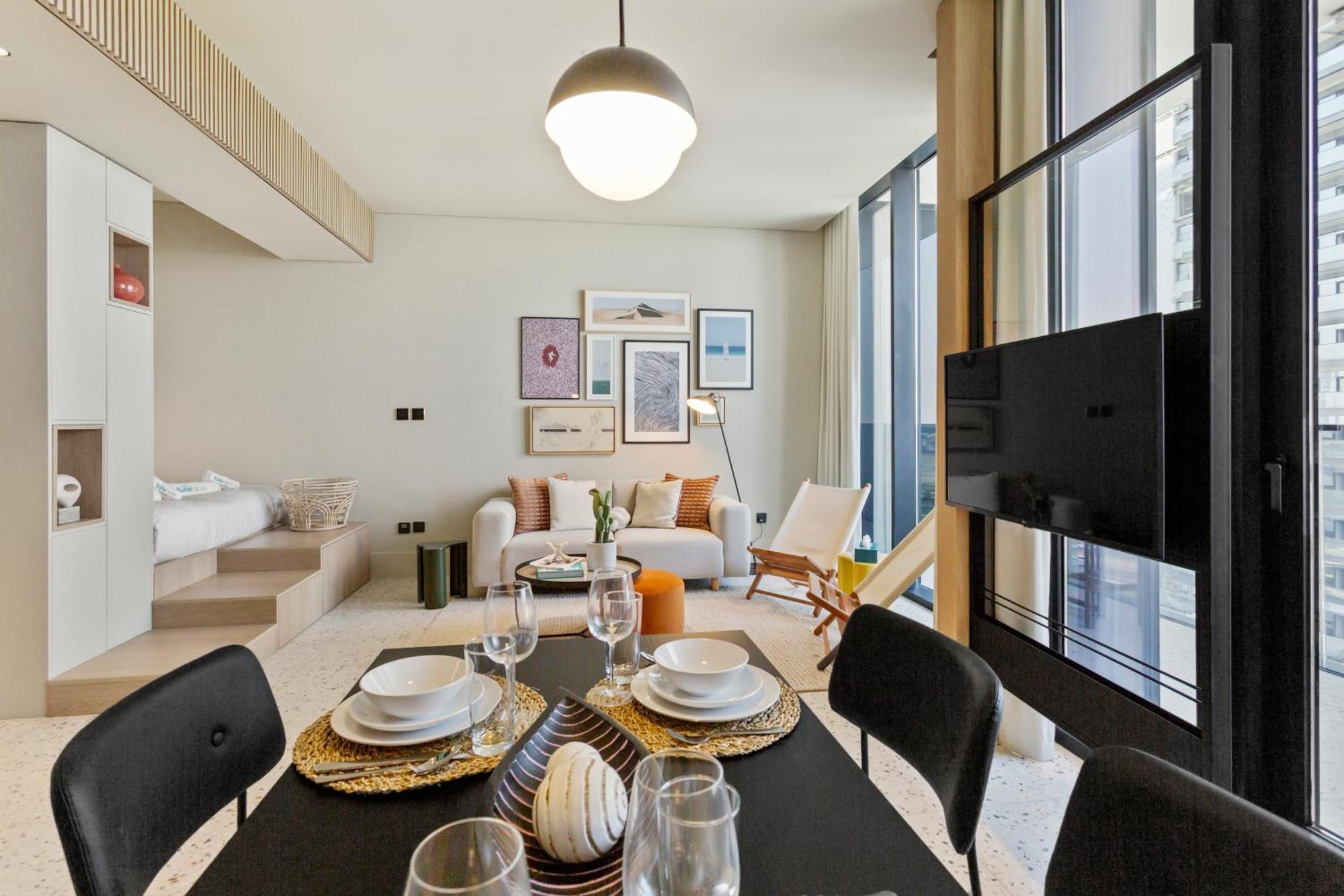 Stylish In Upside Living With Amenities Apartment Dubai