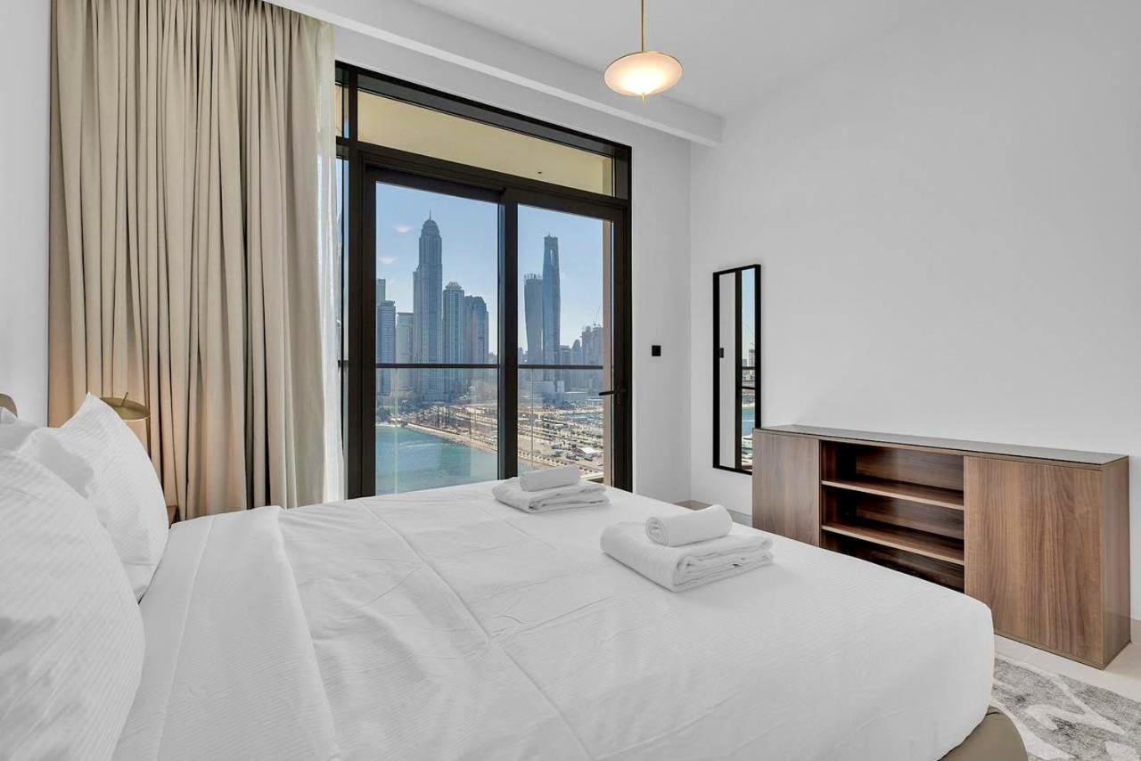 Marina Harbour View 2br With Access * Dubai