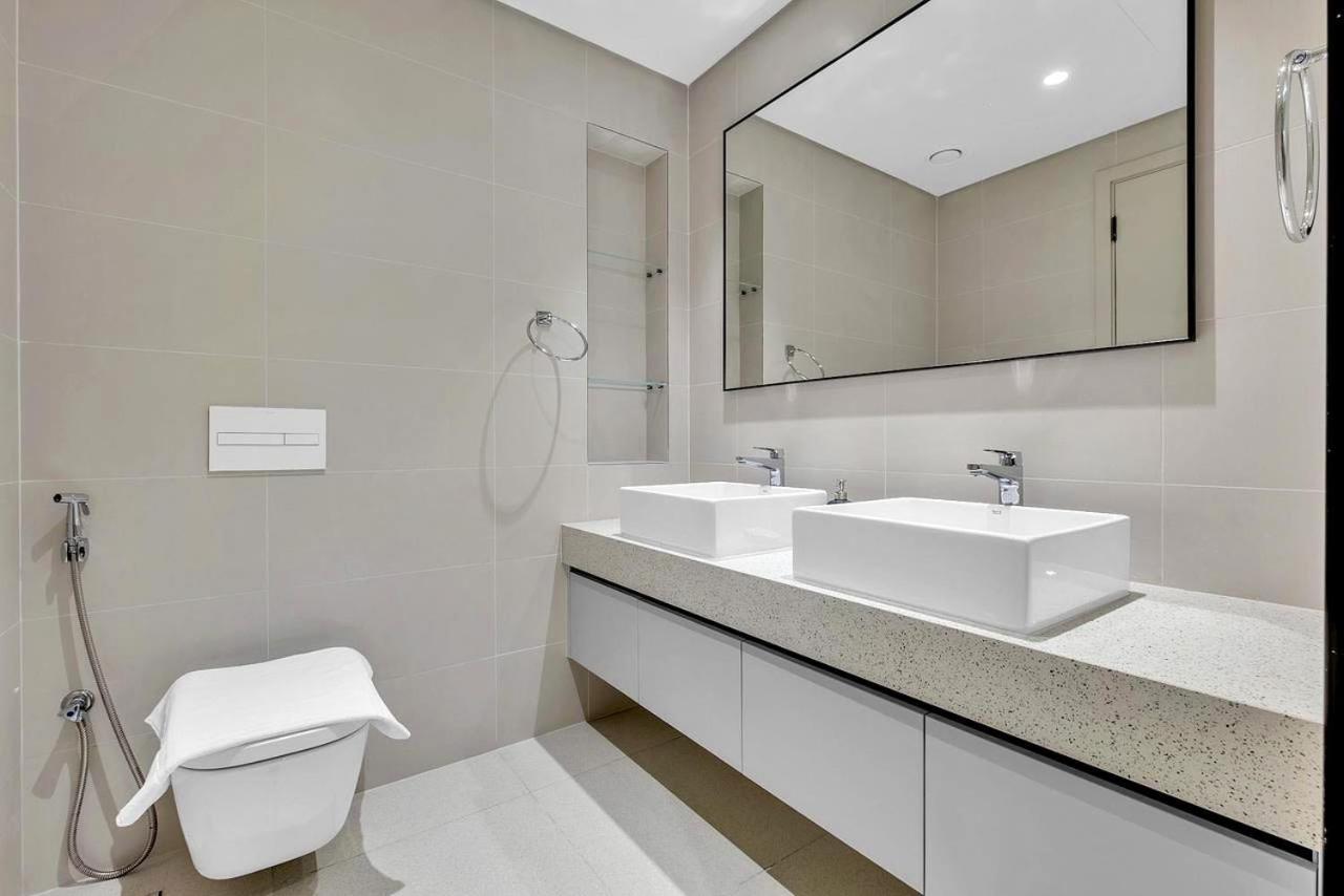 Apartment Marina Harbour View 2br With Access *