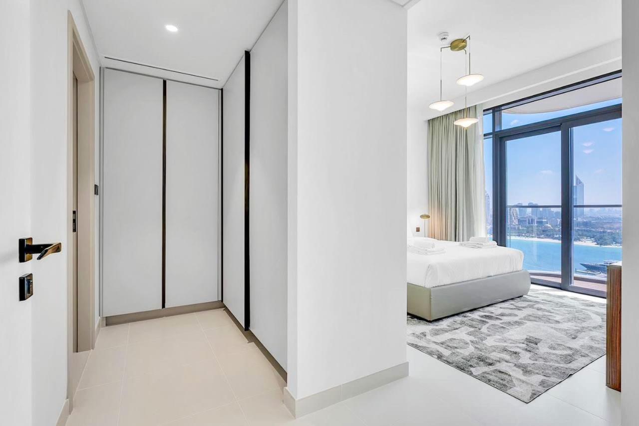 Marina Harbour View 2br With Access Apartment Dubai