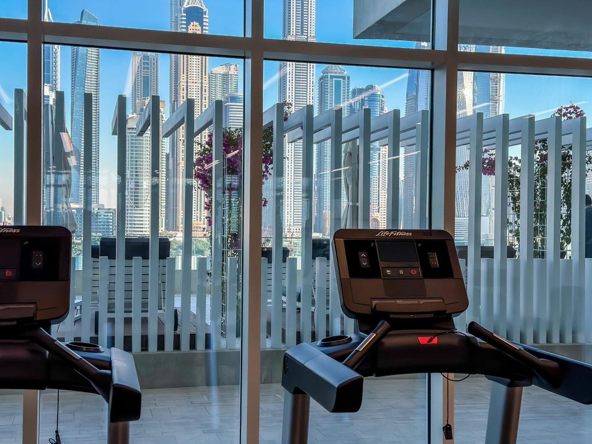 Marina Harbour View 2br With Access * Dubai