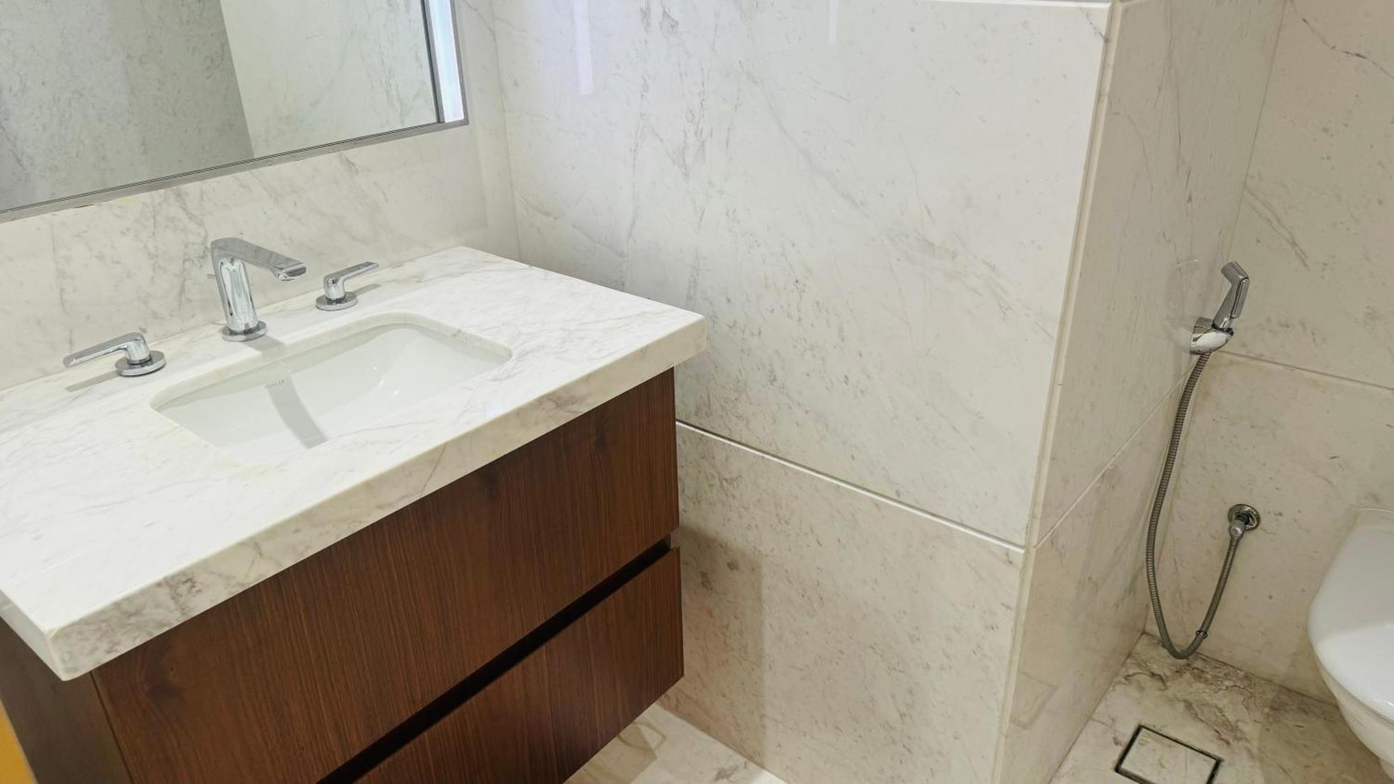 Rp Heights, Central Downtown - Minutes To Mall Apartment