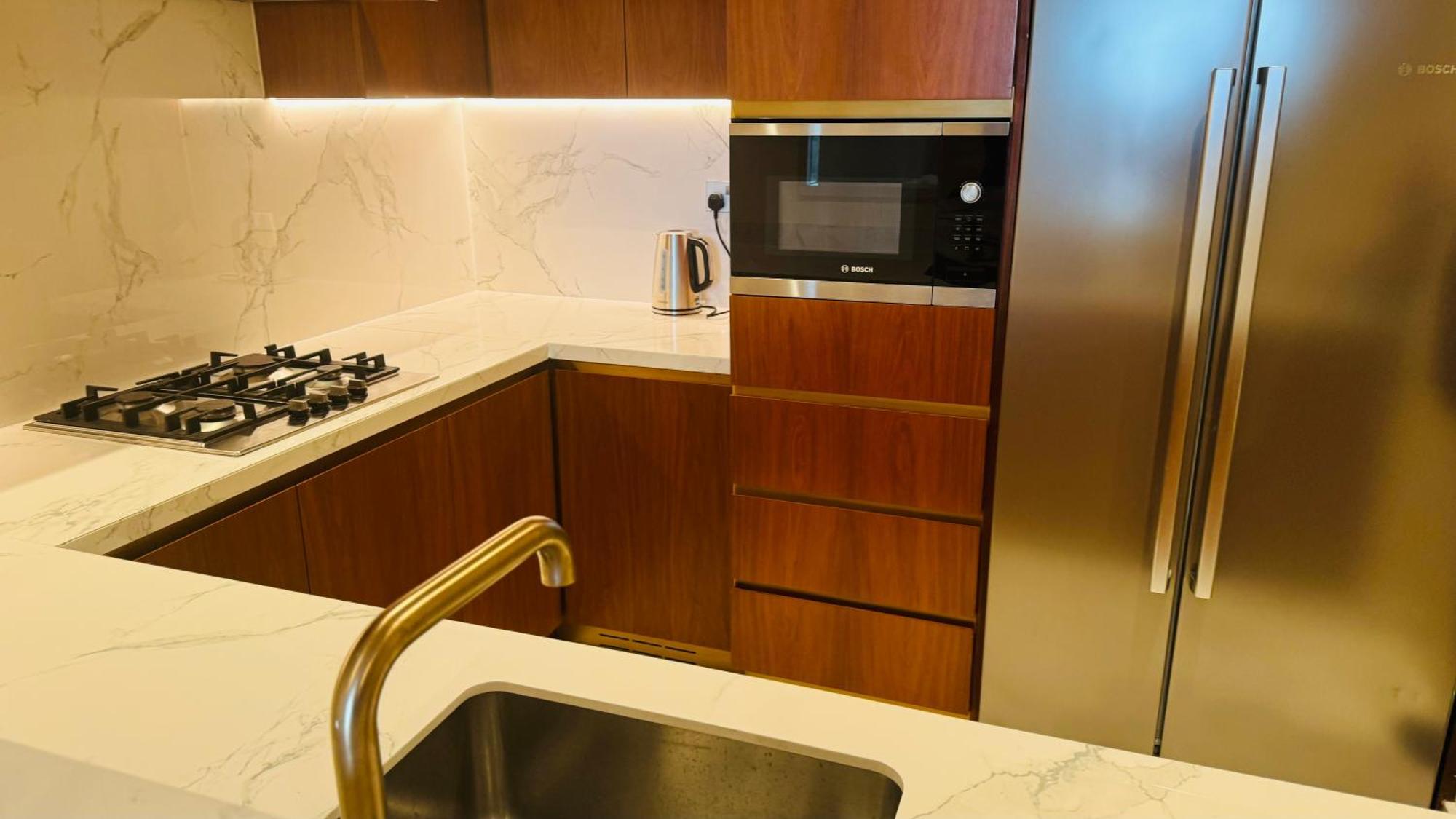 Rp Heights, Central Downtown - Minutes To Mall Apartment *