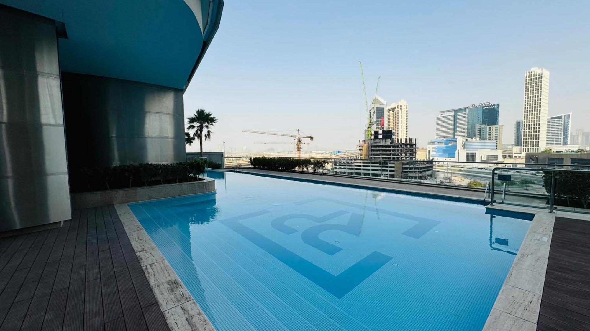 Apartment Rp Heights, Central Downtown - Minutes To Mall *