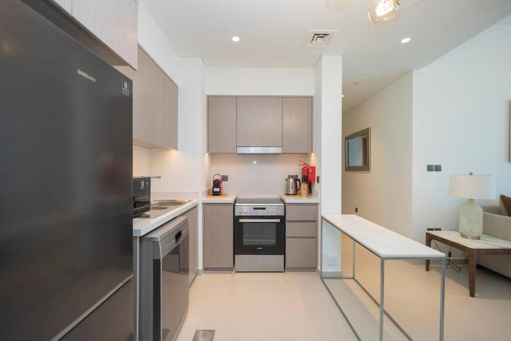 Cozy 2br At Act One, Boulevard View Near Mall 3904