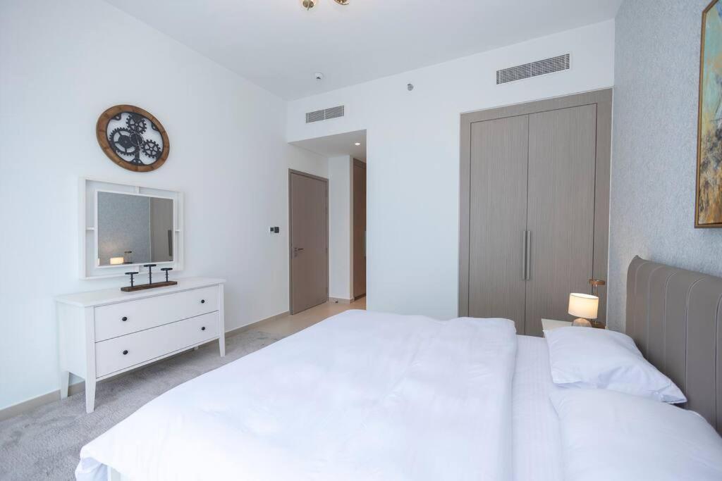 Apartment Cozy 2br At Act One, Boulevard View Near Mall 3904 *