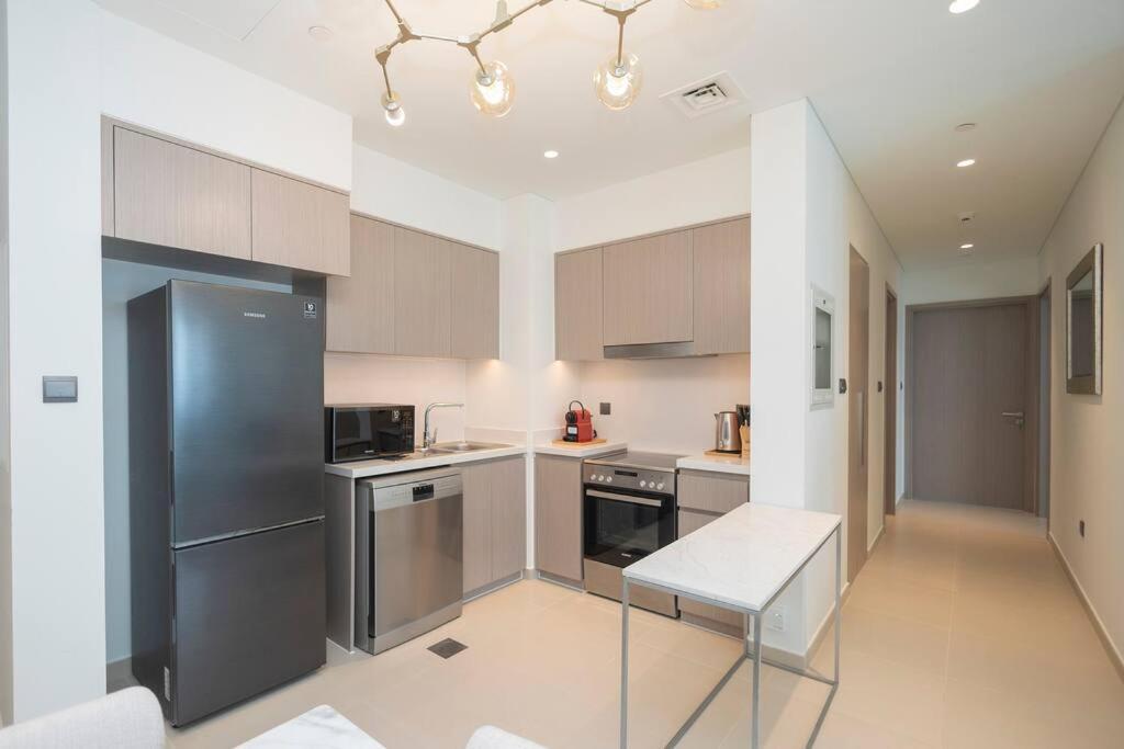 Cozy 2br At Act One, Boulevard View Near Mall 3904 * Dubai