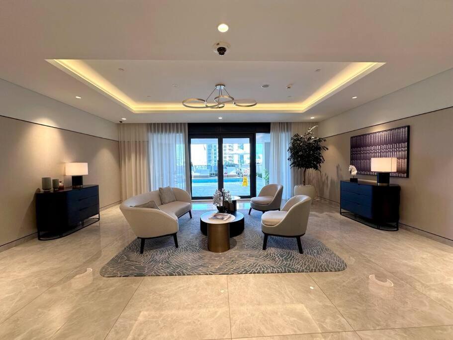 Cozy 2br At Act One, Boulevard View Near Mall 3904