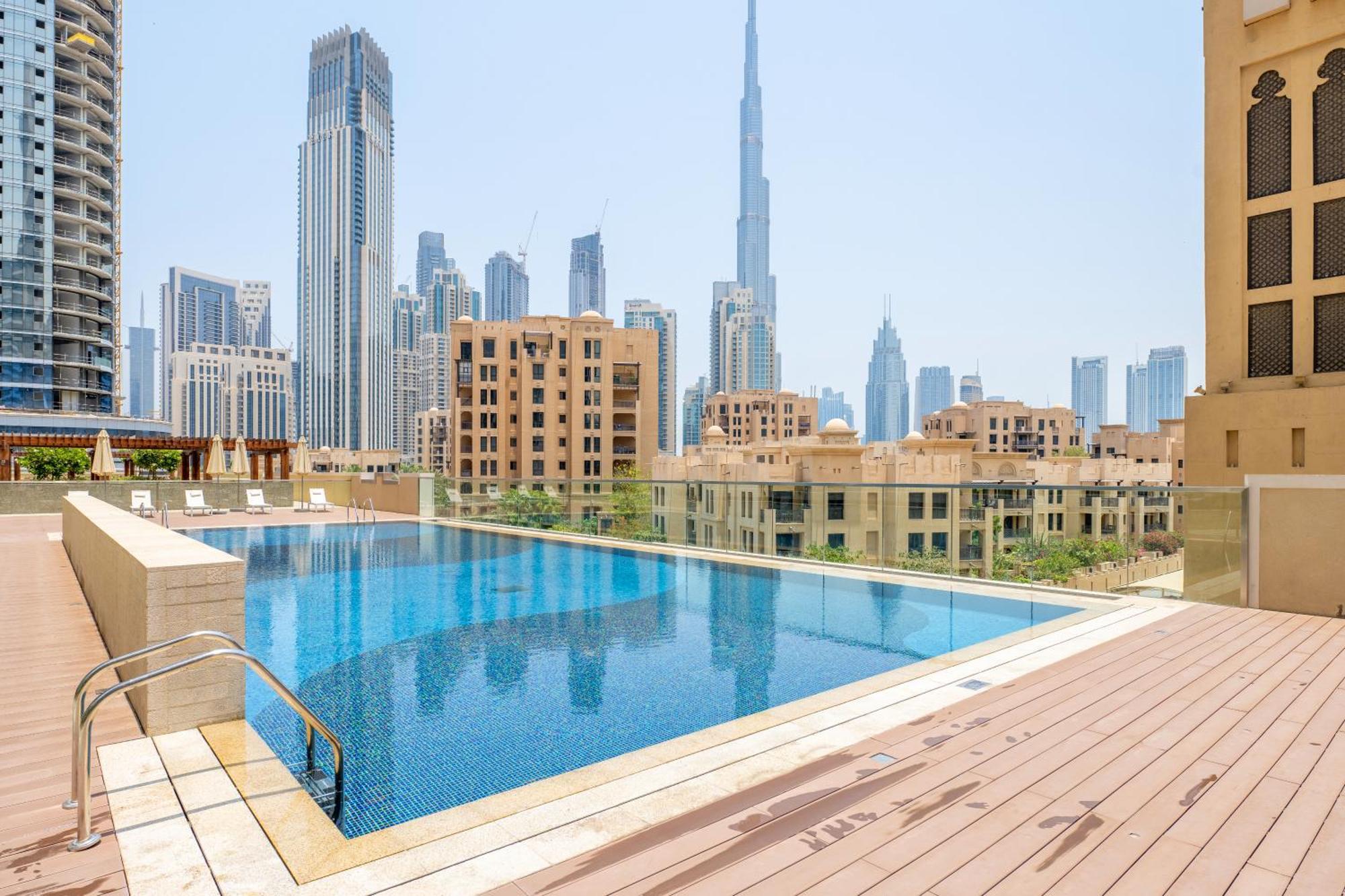 Skyline Downtown 1br At Bellevue Walk To Burj Daire *