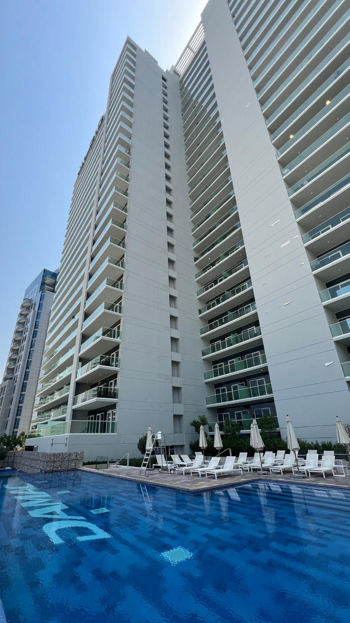 Stunning 1br With View - Zada Tower, Business Bay * Dubai