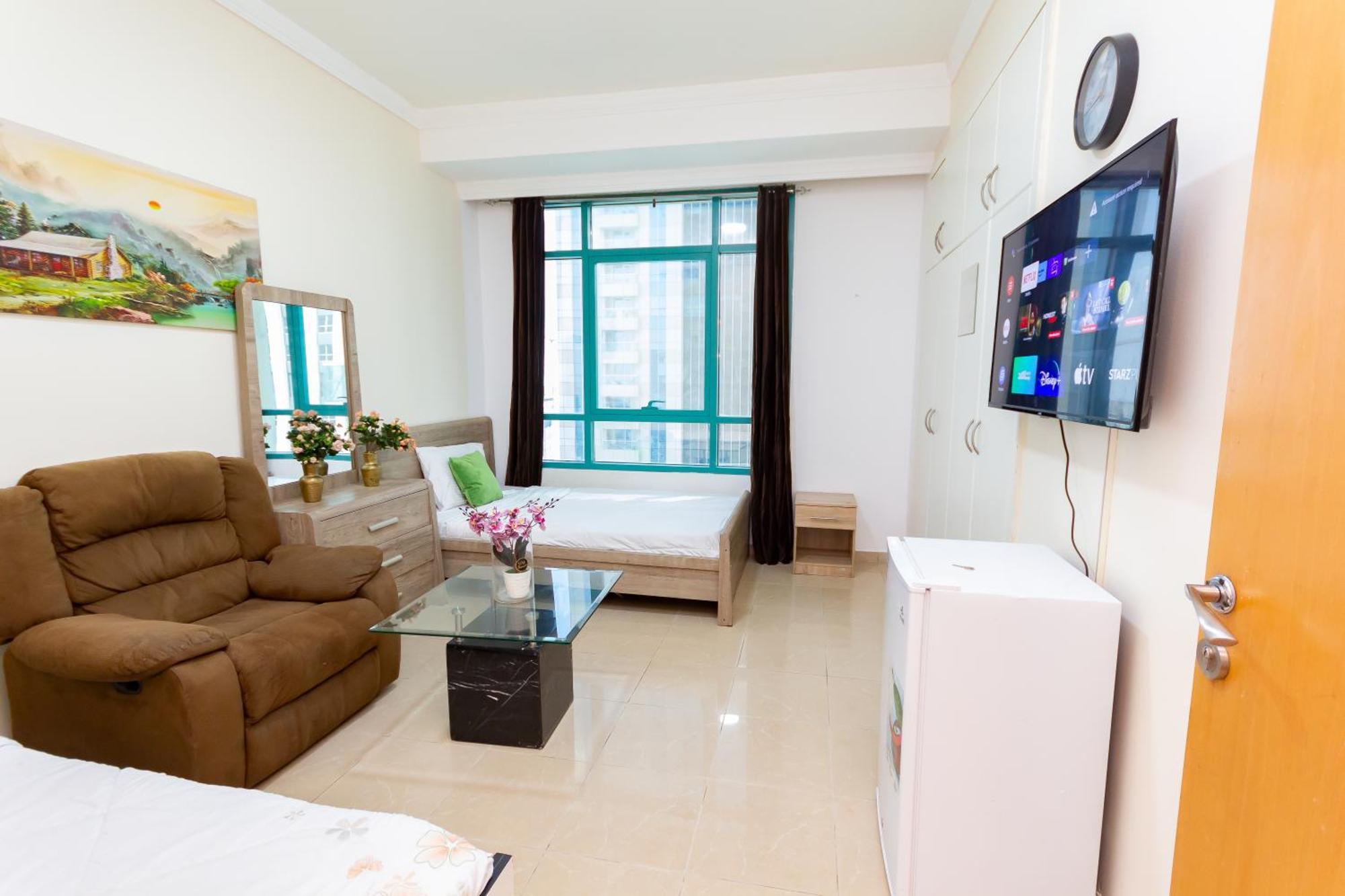 Nice Budget And Bed Space For 