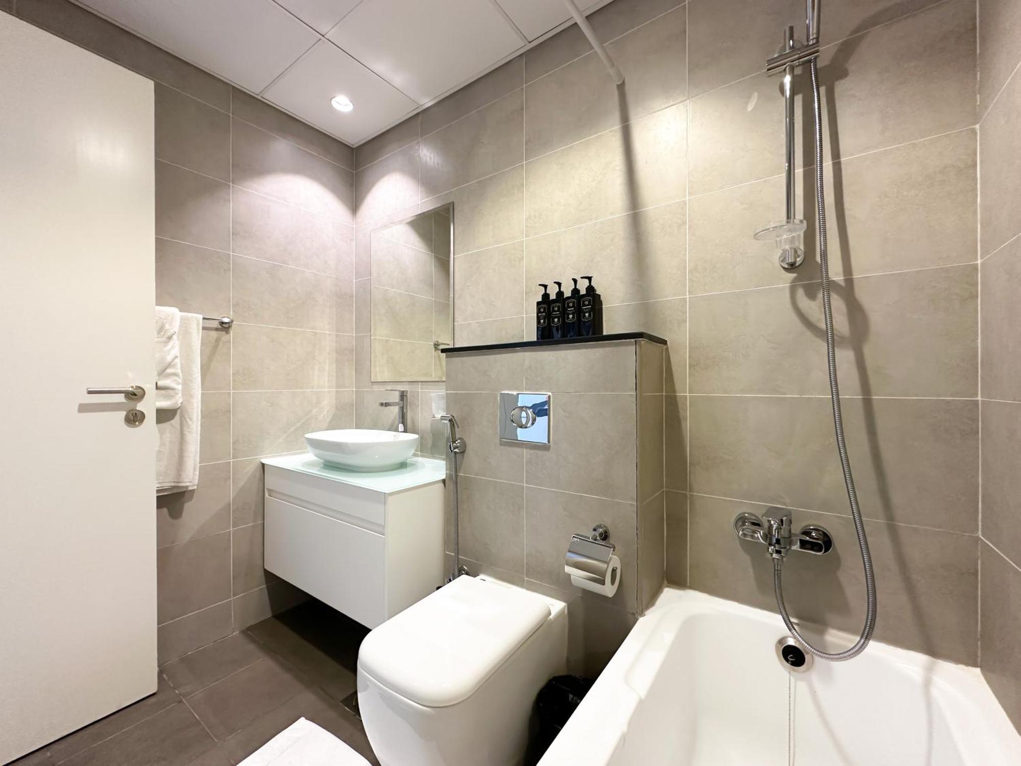 Trophy - Urban Escape Apartment *