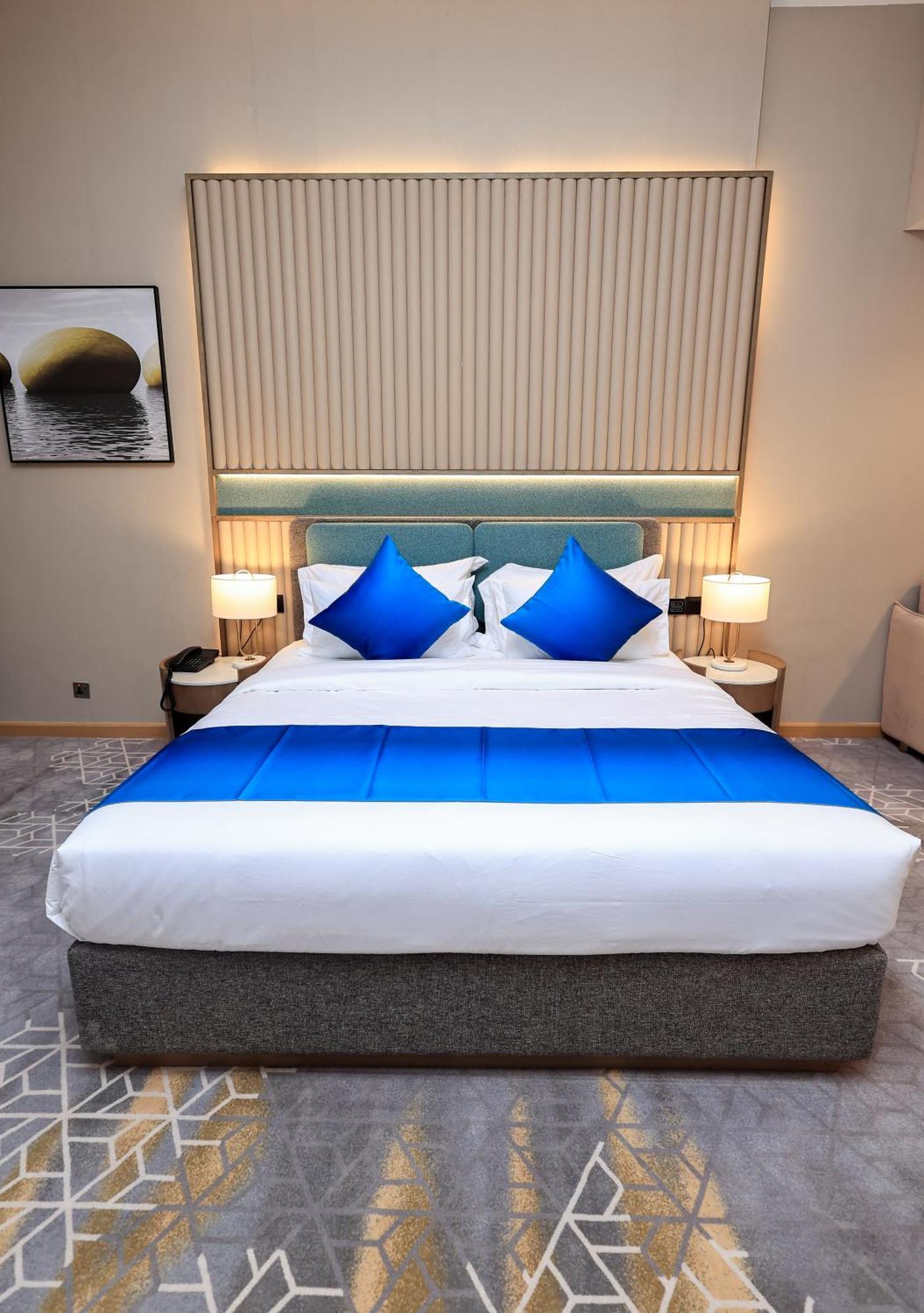 Hotel Western Premier M Four 4*