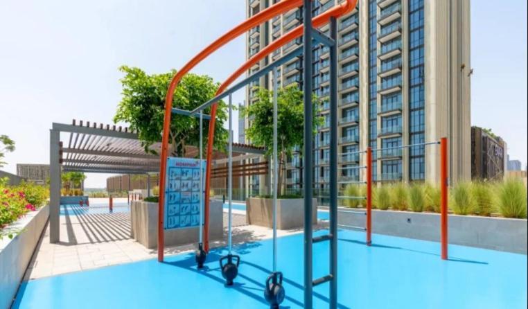 Burj Khalifa View With Grass Turf Balcony-downtown By Tanami Homes Apartment Dubai