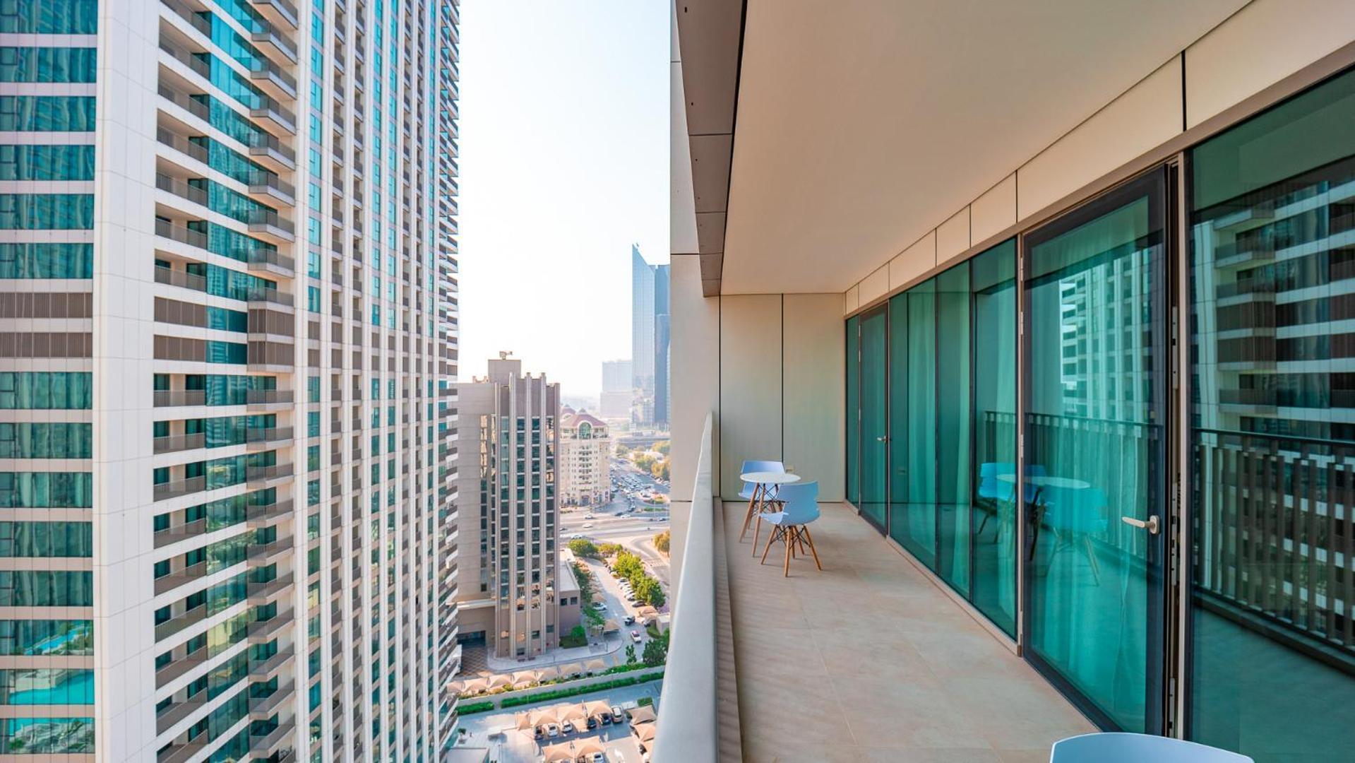 Burj Khalifa View With Grass Turf Balcony-downtown By Tanami Homes Apartment Dubai