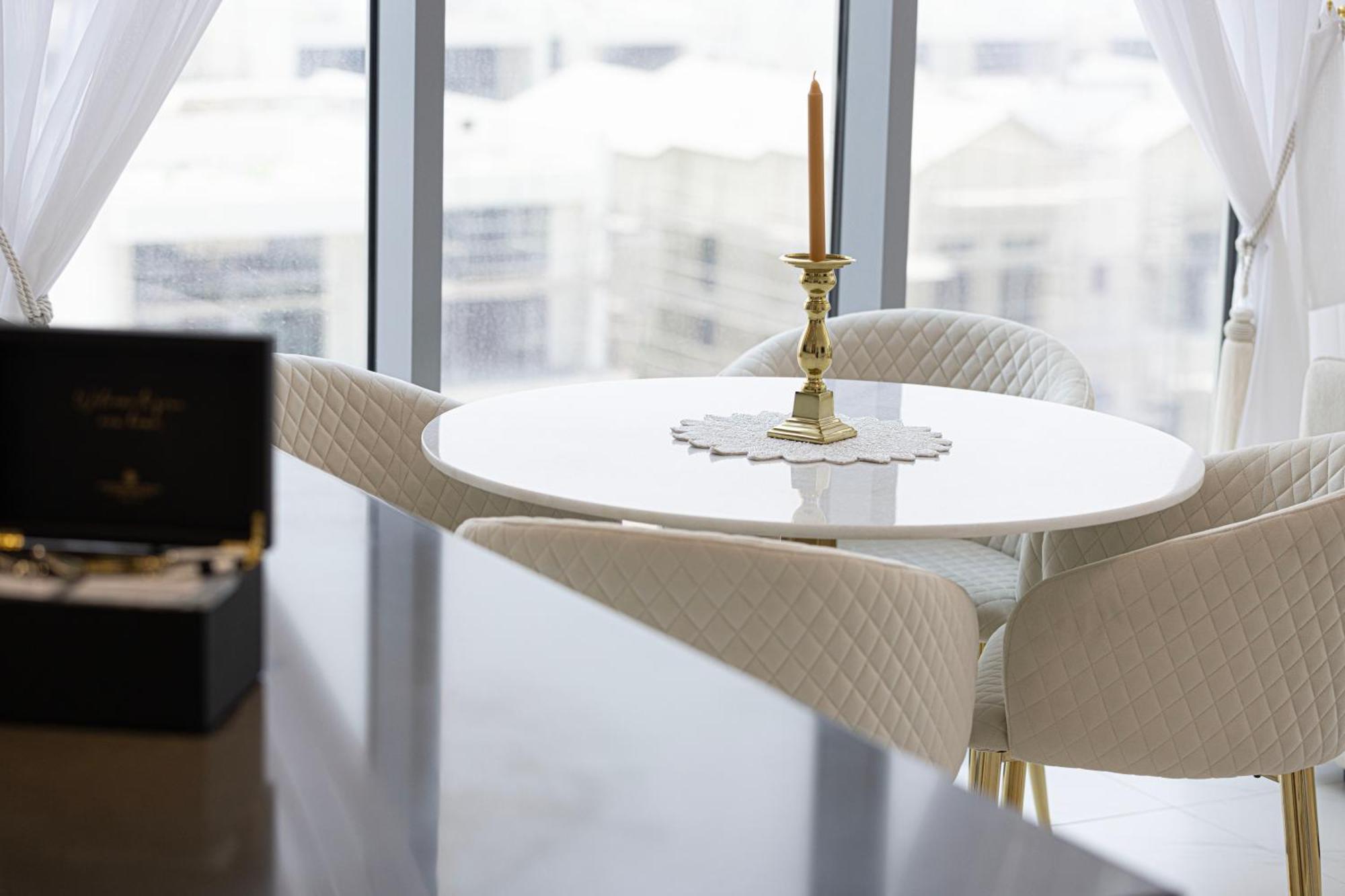 Luxury Burj Khalifa, Sunset And Lagoon View Apartment *