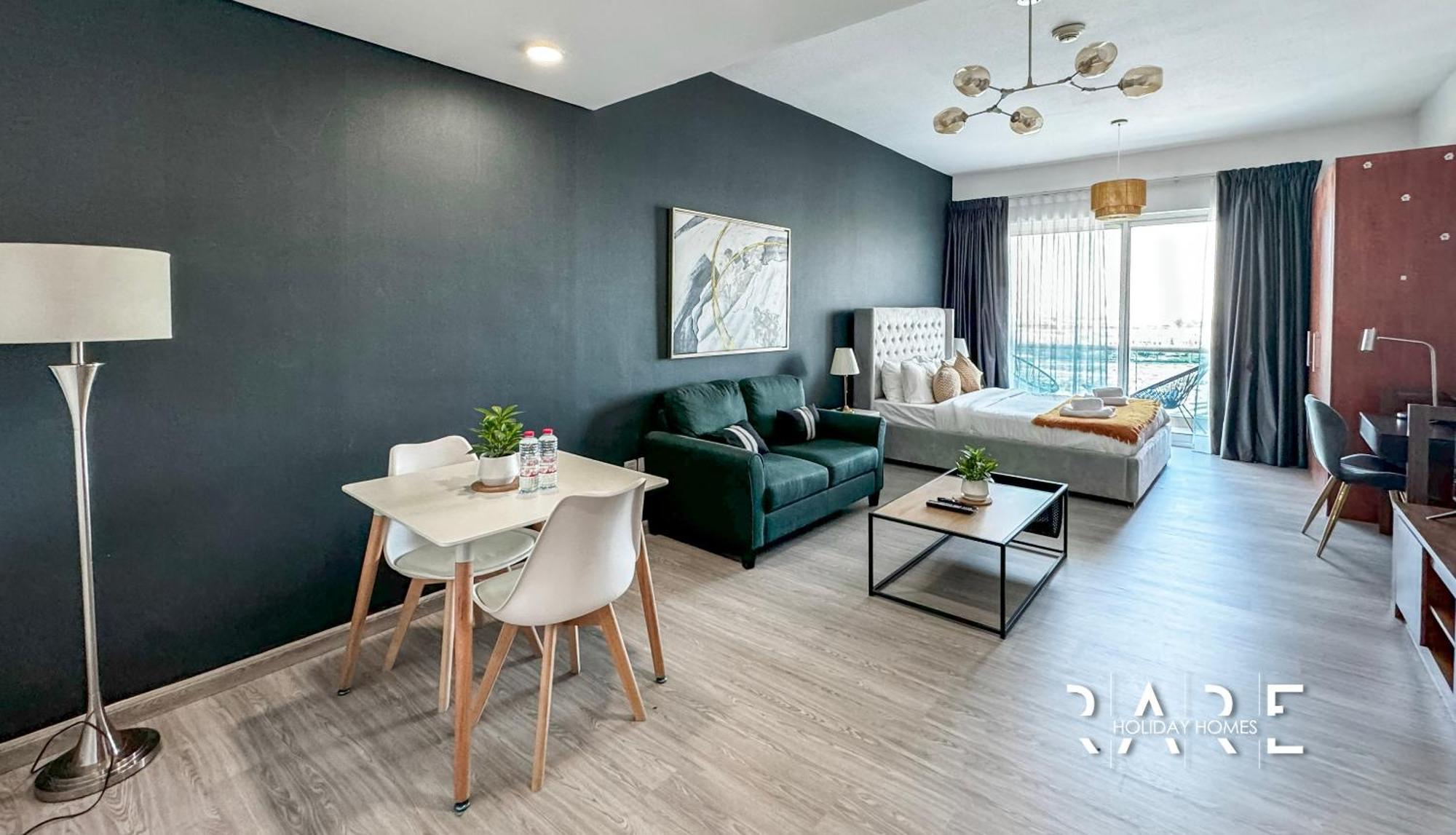 Rare Homes - View - The Crescent Tower - Production - R712 - Impz * Dubai