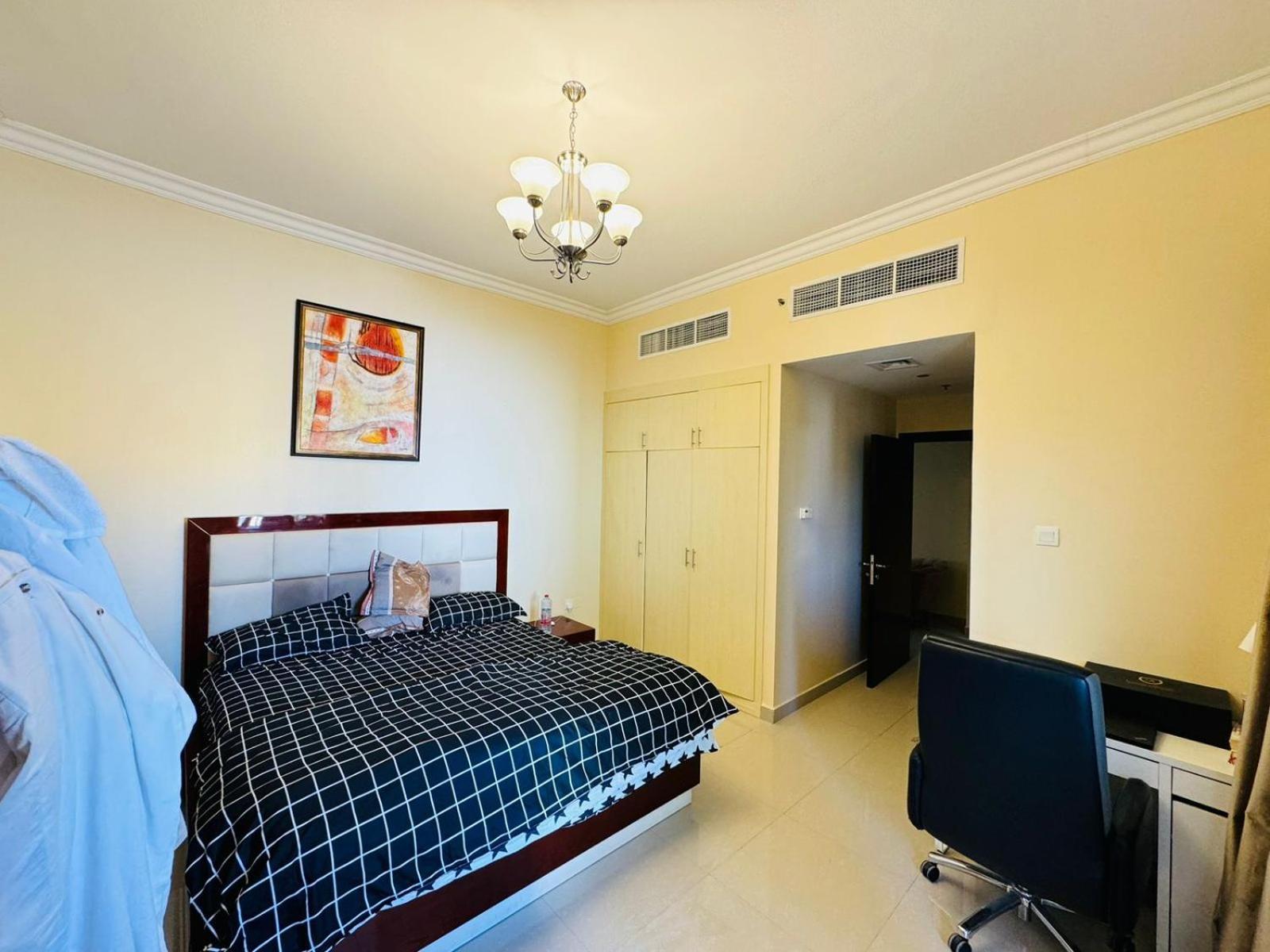 Large 1 Bhk Including Bills Apartment