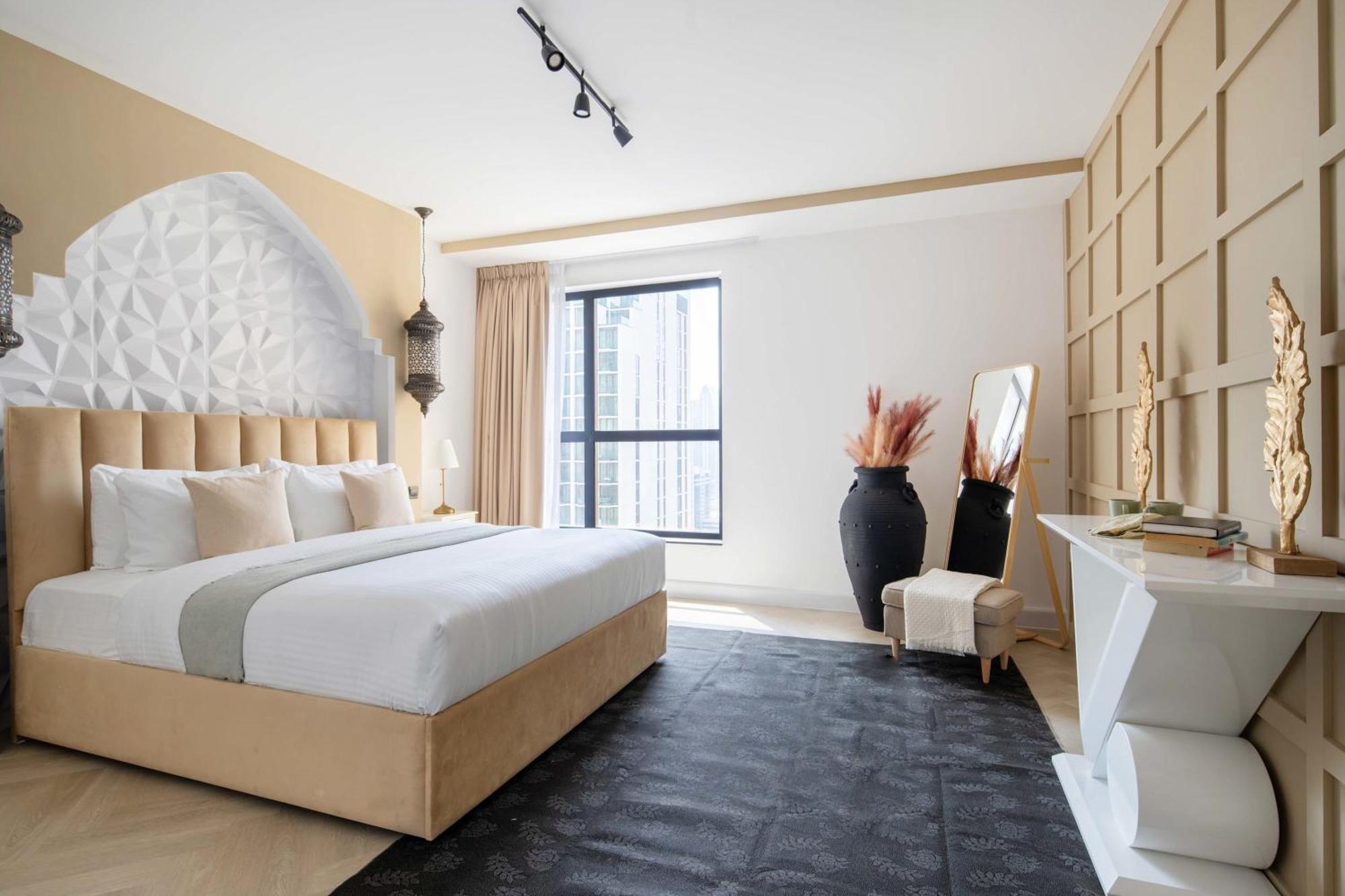 Frank Porter - Murjan 1 Apartment Dubai