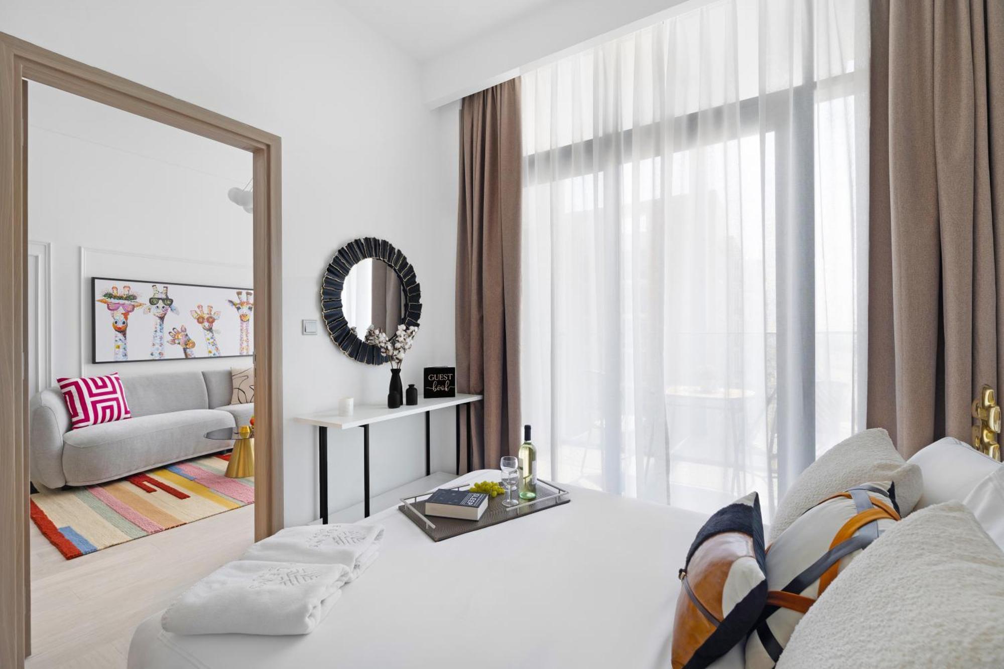 Eden's Homes & - Azizi Riviera Apartment