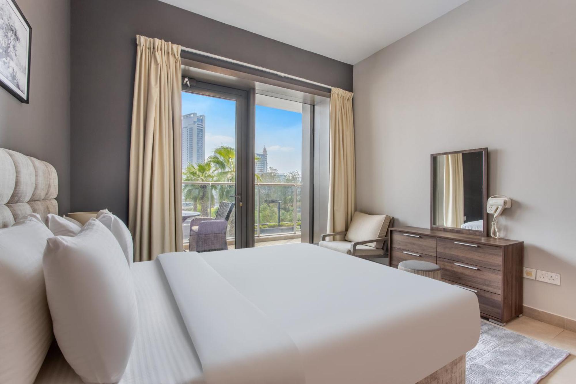 Icon Casa Living - Sparkle Tower 1