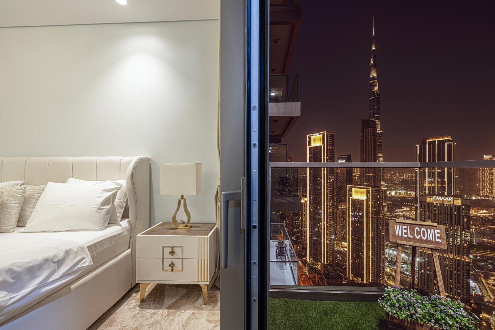 Paramount Midtown, Infinity Pool, Burj Skyline Views *