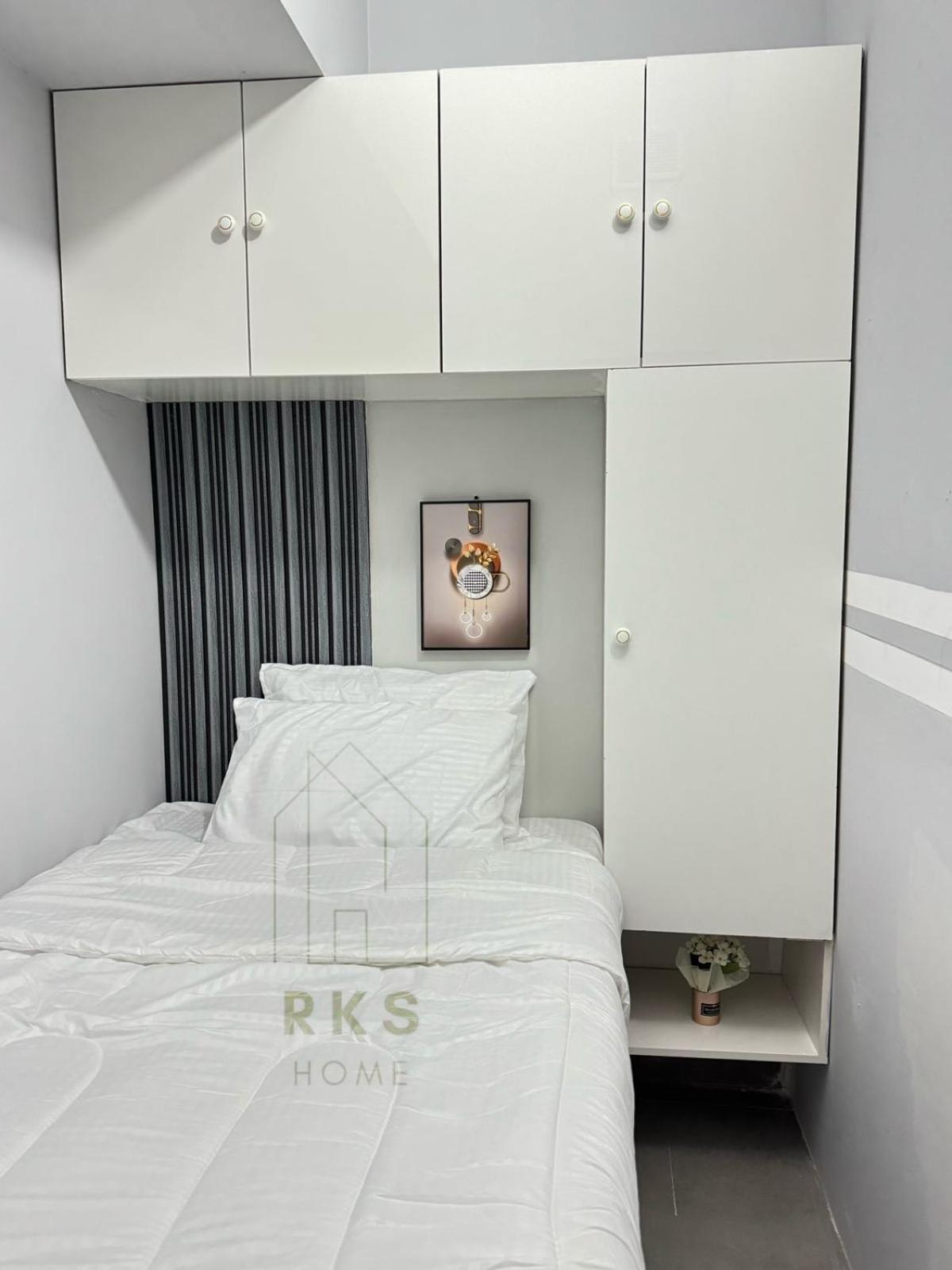 With Private Near Downtown Business Bay * Dubai