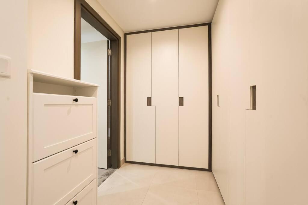 Md Luxurious 2 Bedroom 1 Wasl Frame View Dubai