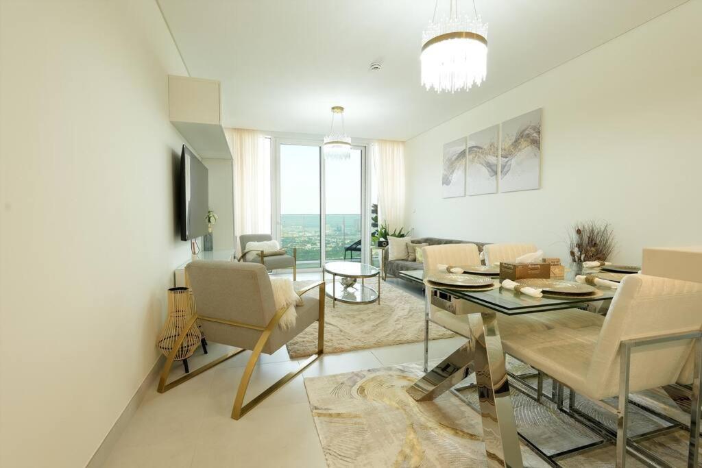 Apartment Md Luxurious 2 Bedroom 1 Wasl Frame View Dubai