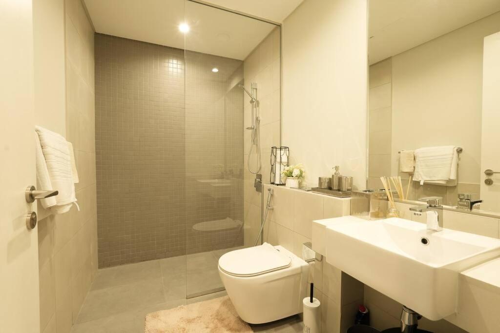Md Luxurious 2 Bedroom 1 Wasl Frame View Apartment *